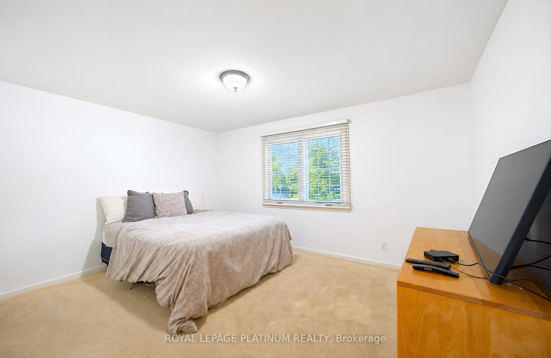 Photo 30 of 47 Parkview Place, Brampton, Brampton East — HOMEH