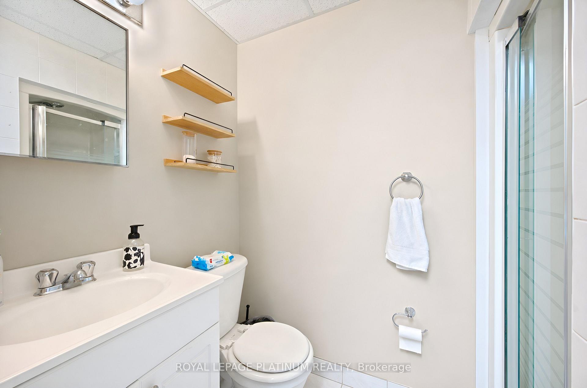 Photo 44 of 47 Parkview Place, Brampton, Brampton East — HOMEH