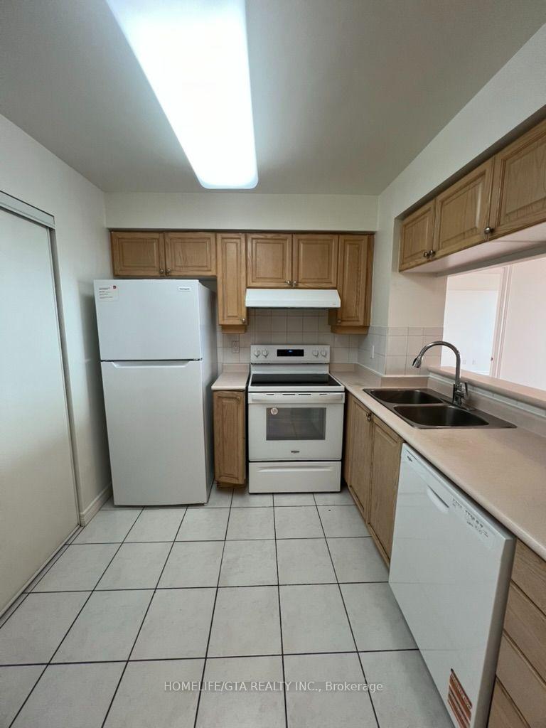 Photo 6 of Unit 3321, 68 Corporate Drive, Scarborough, Woburn — HOMEH
