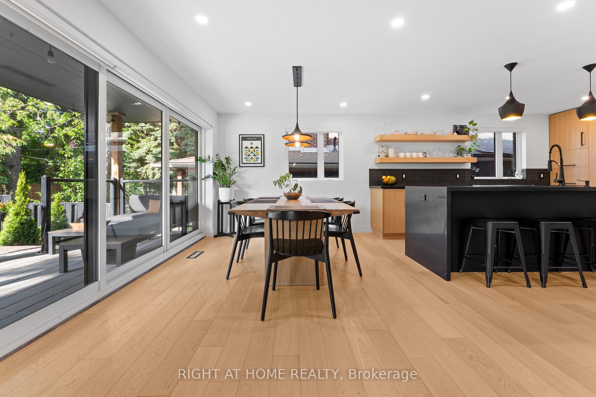 Photo 19 of 10 Wingrove Hill, Etobicoke, Islington-City Centre West — HOMEH
