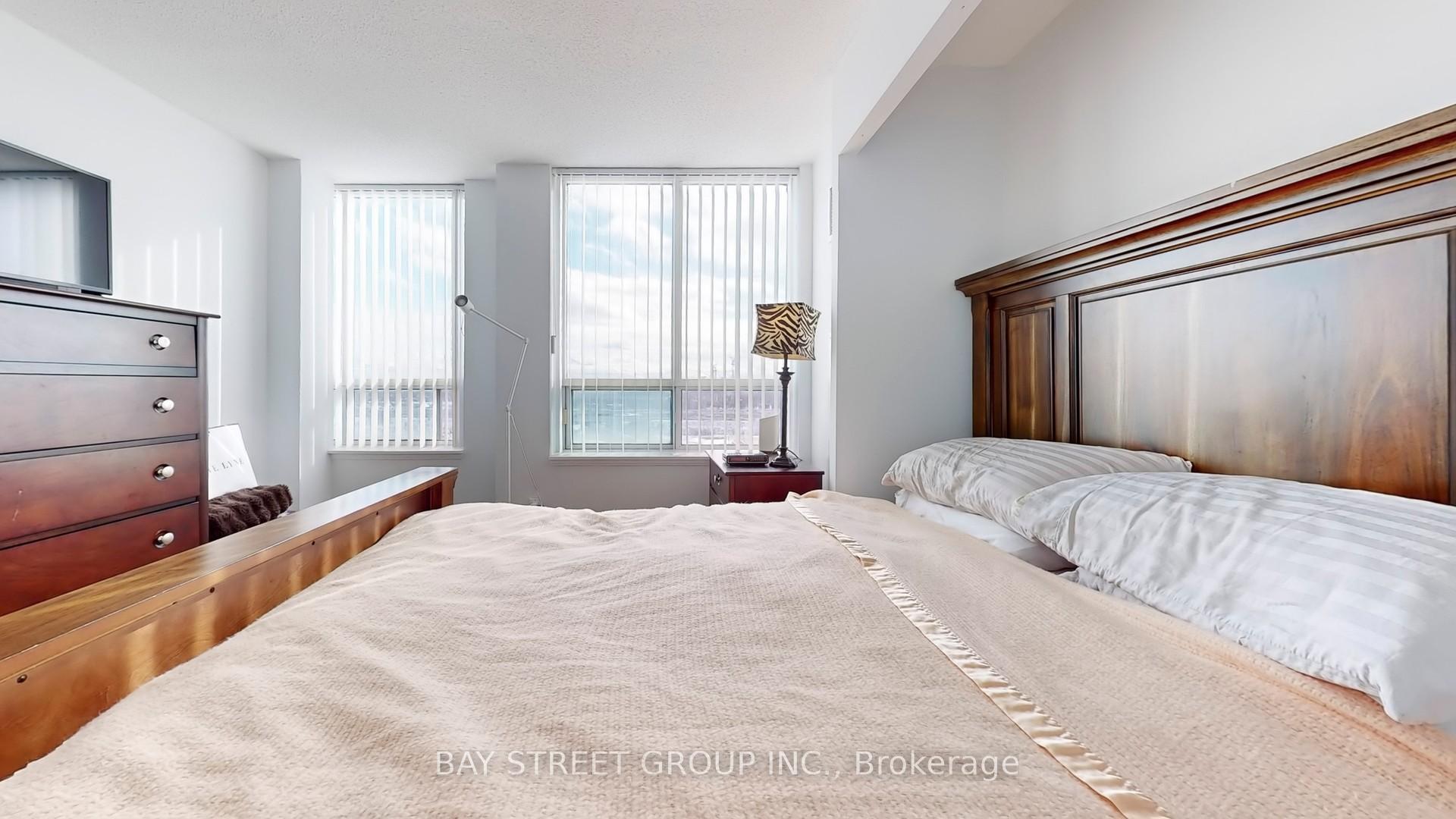 Photo 22 of Unit LPH19, 39 Oneida Crescent, Richmond Hill, Langstaff — HOMEH