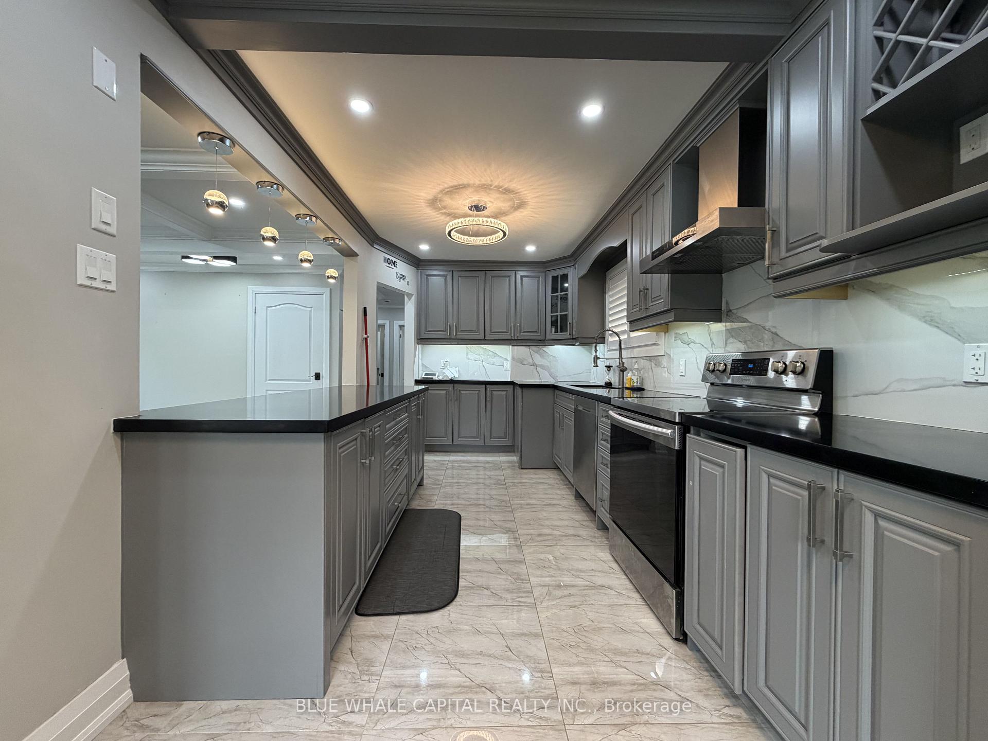 Photo 7 of Unit Main, 44 Tordale Crescent, Scarborough, Bendale — HOMEH
