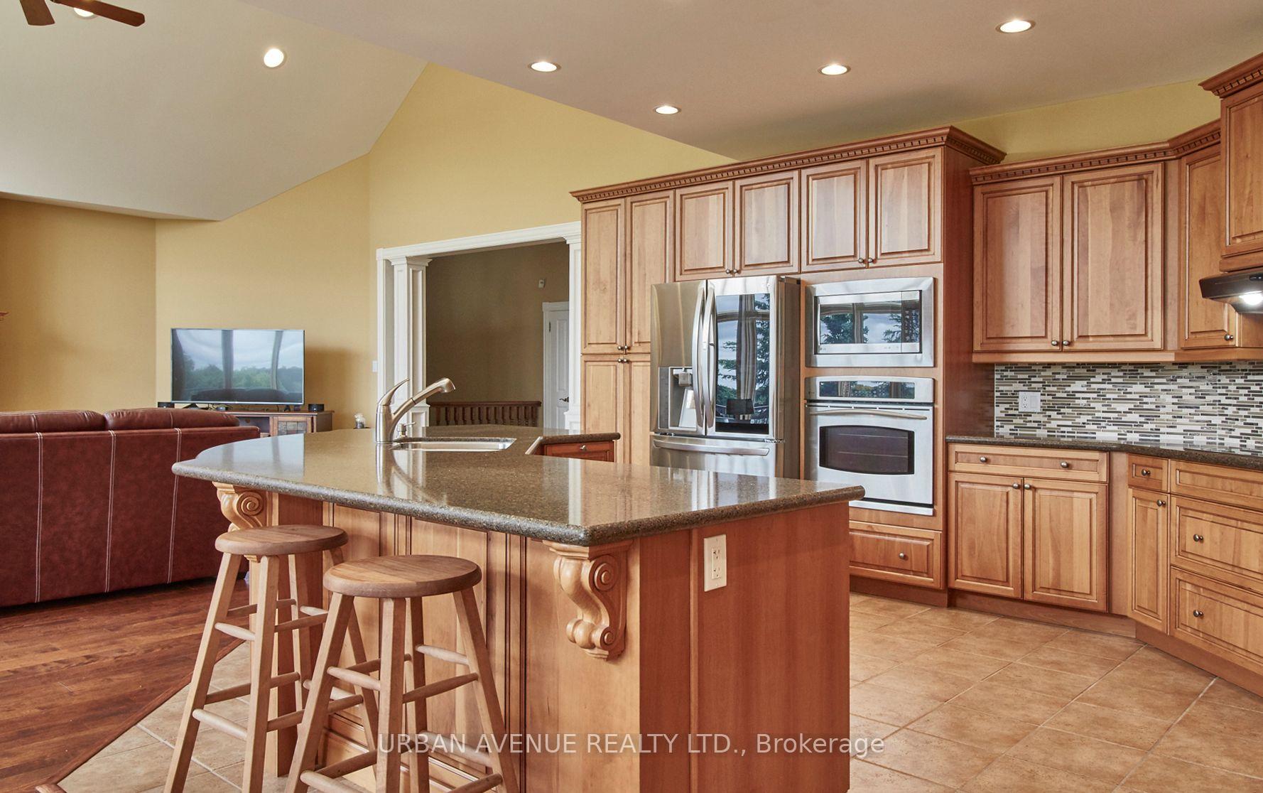 Photo 15 of 106 Cawkers Cove Road, Scugog, Port Perry — HOMEH