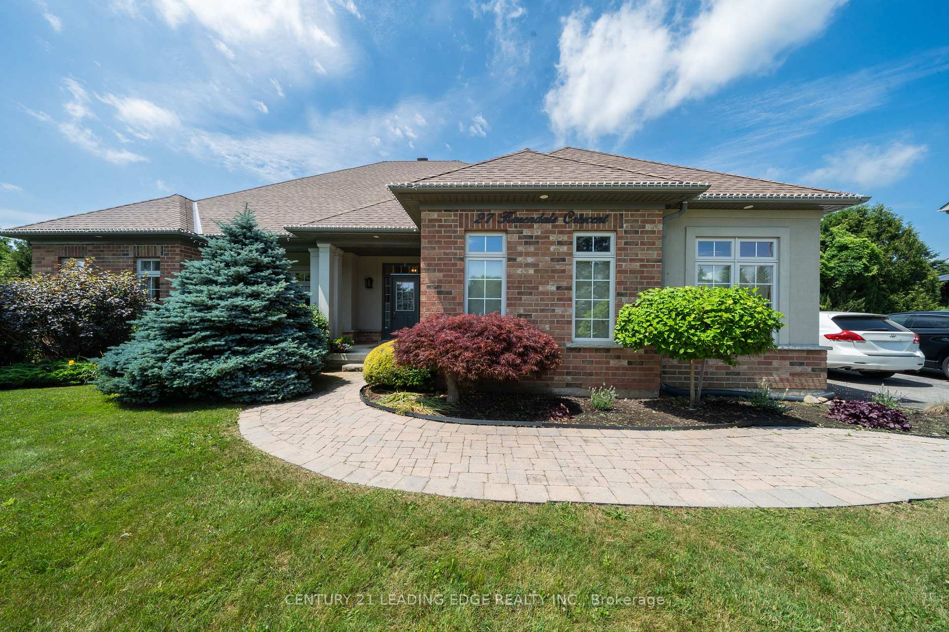 Photo 5 of 27 Karendale Crescent, Hamilton, Freelton — HOMEH