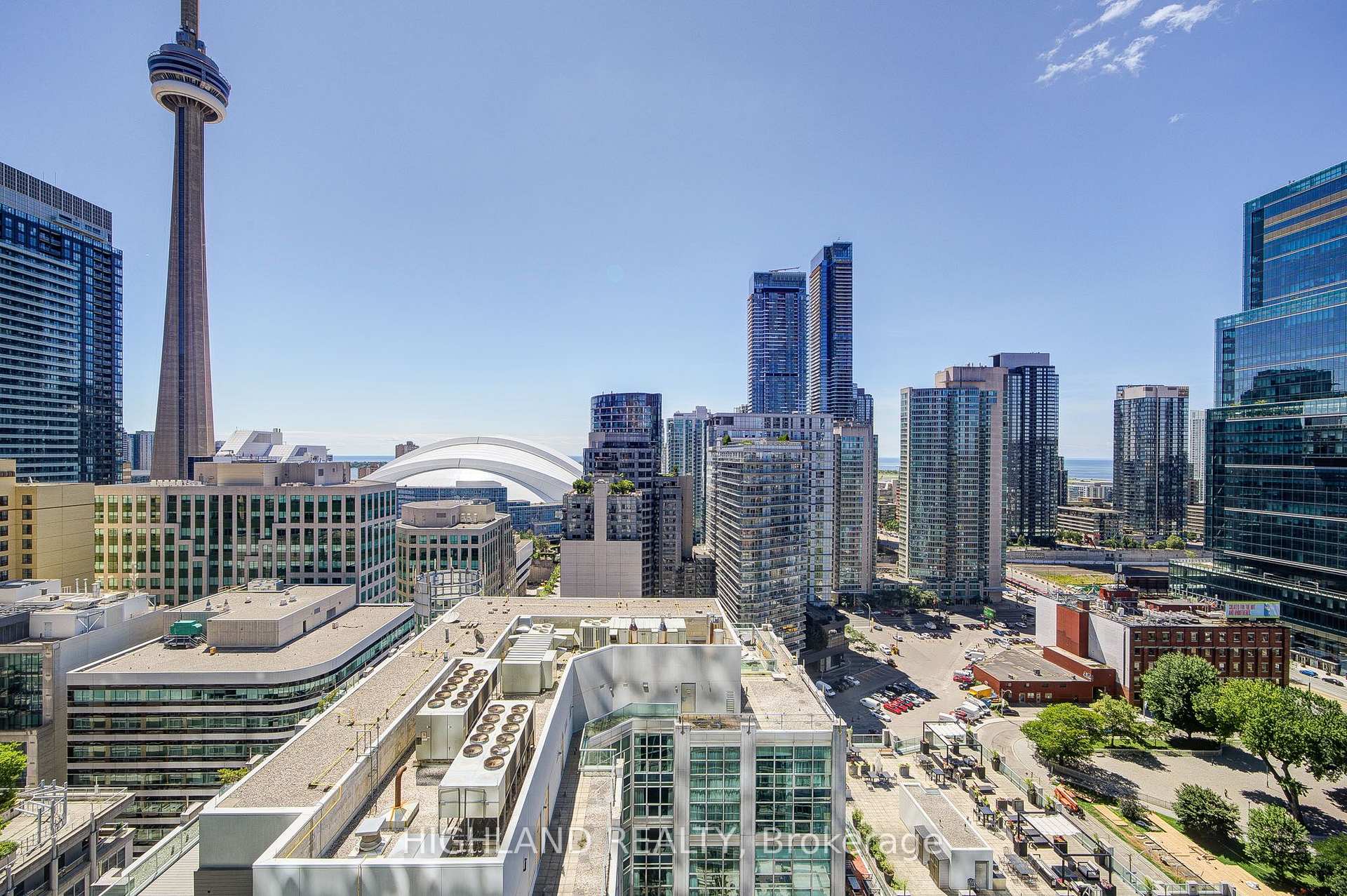 Photo 2 of Unit 2106, 88 Blue Jays Way, Toronto, Waterfront Communities — HOMEH