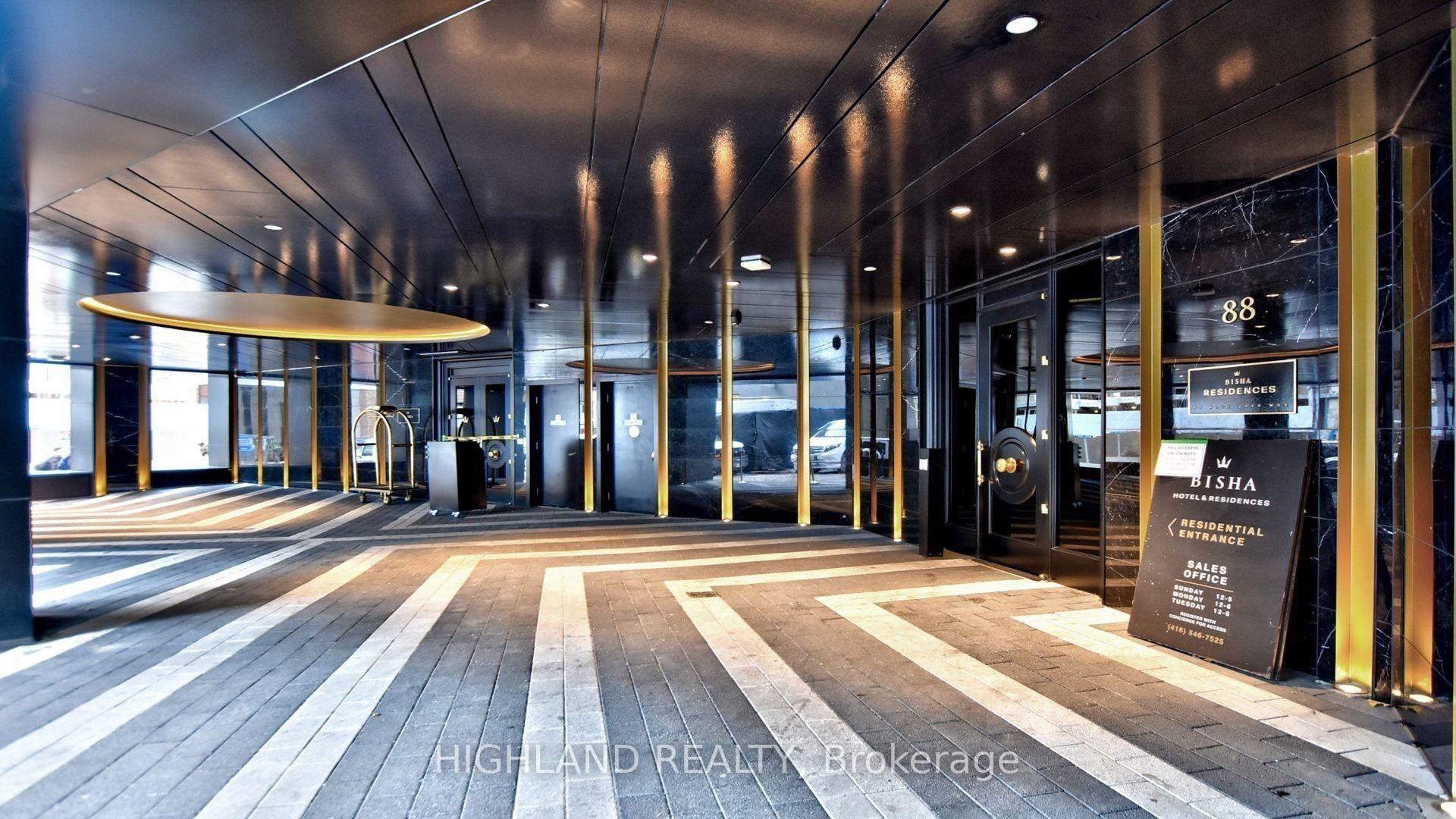 Photo 4 of Unit 2106, 88 Blue Jays Way, Toronto, Waterfront Communities — HOMEH
