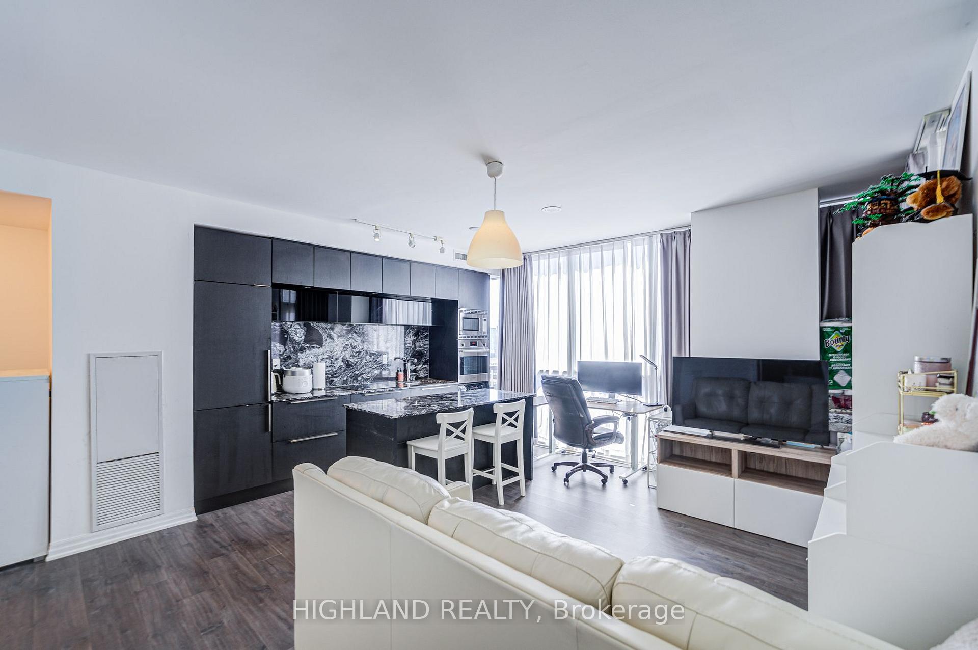 Photo 14 of Unit 2106, 88 Blue Jays Way, Toronto, Waterfront Communities — HOMEH