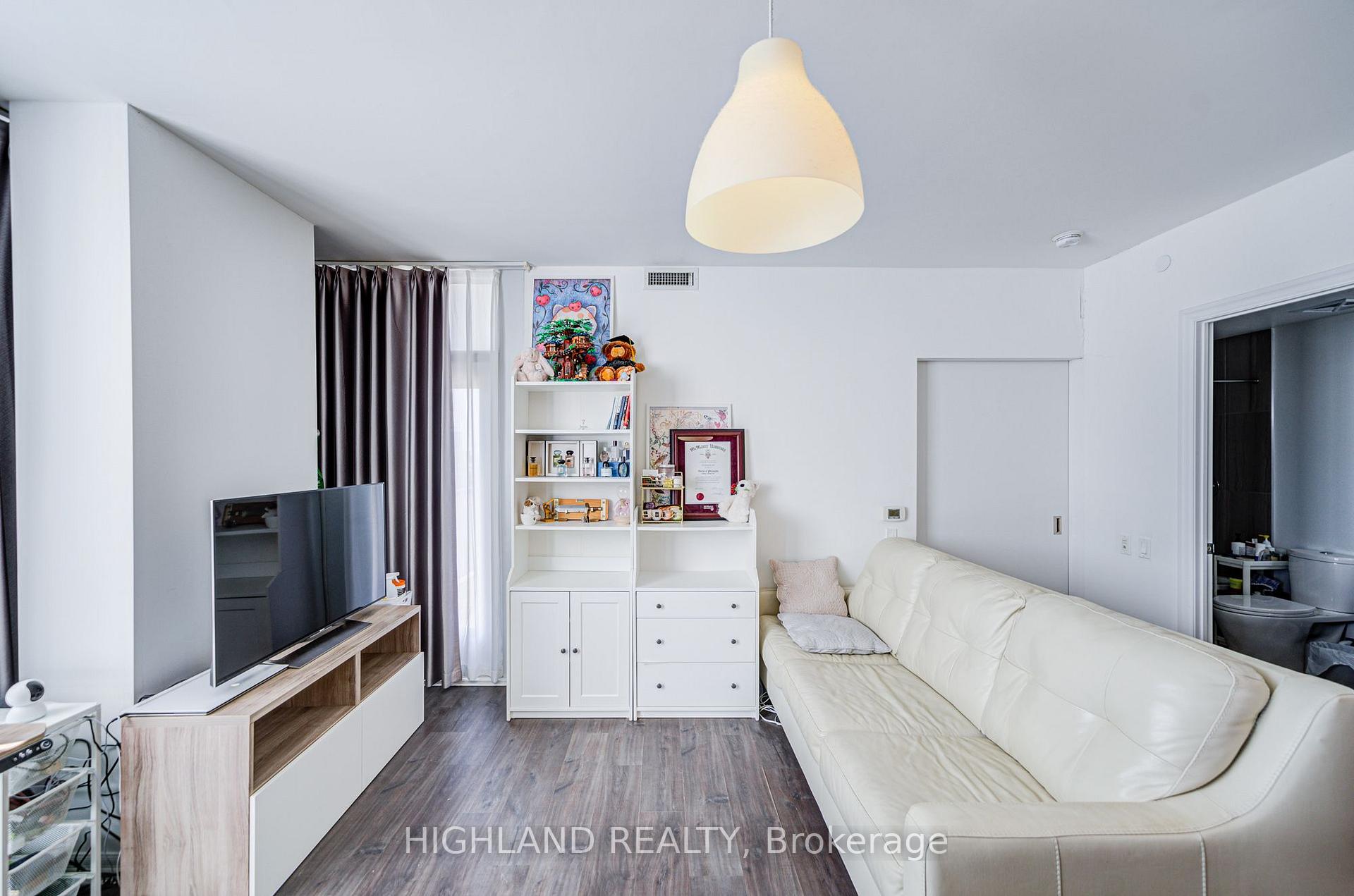Photo 16 of Unit 2106, 88 Blue Jays Way, Toronto, Waterfront Communities — HOMEH