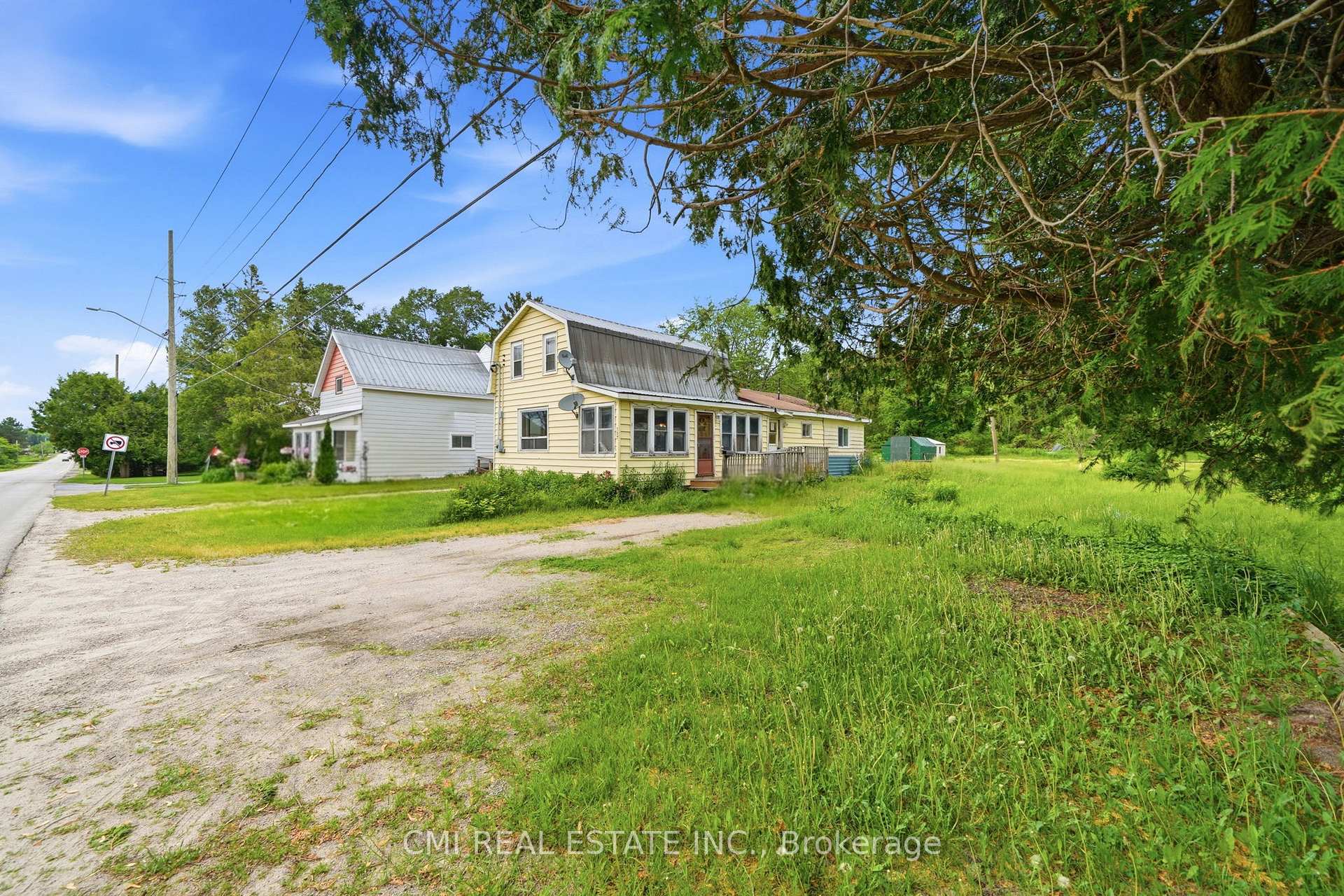 Photo 4 of 117 Fox Street, Penetanguishene — HOMEH
