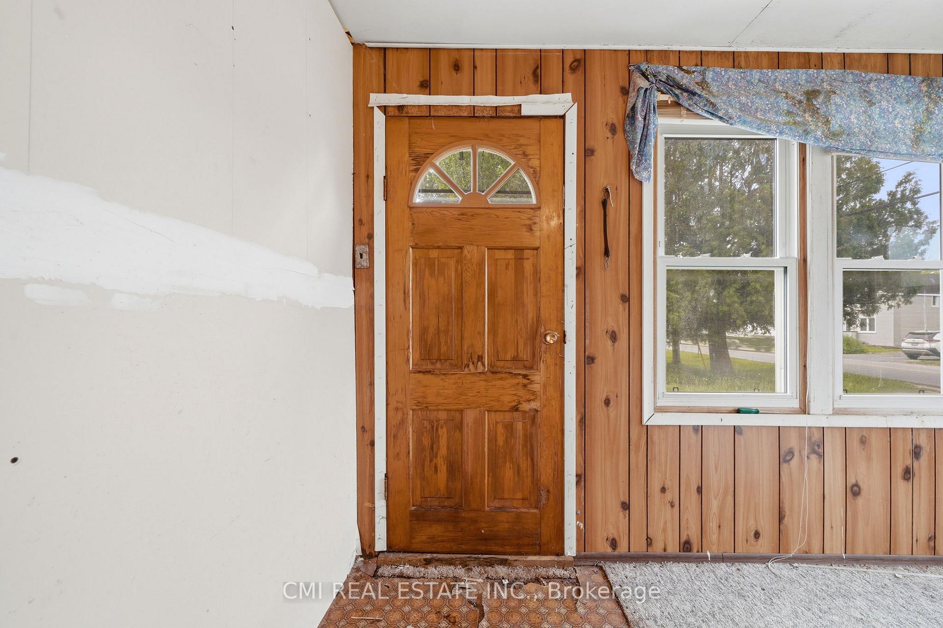 Photo 7 of 117 Fox Street, Penetanguishene — HOMEH