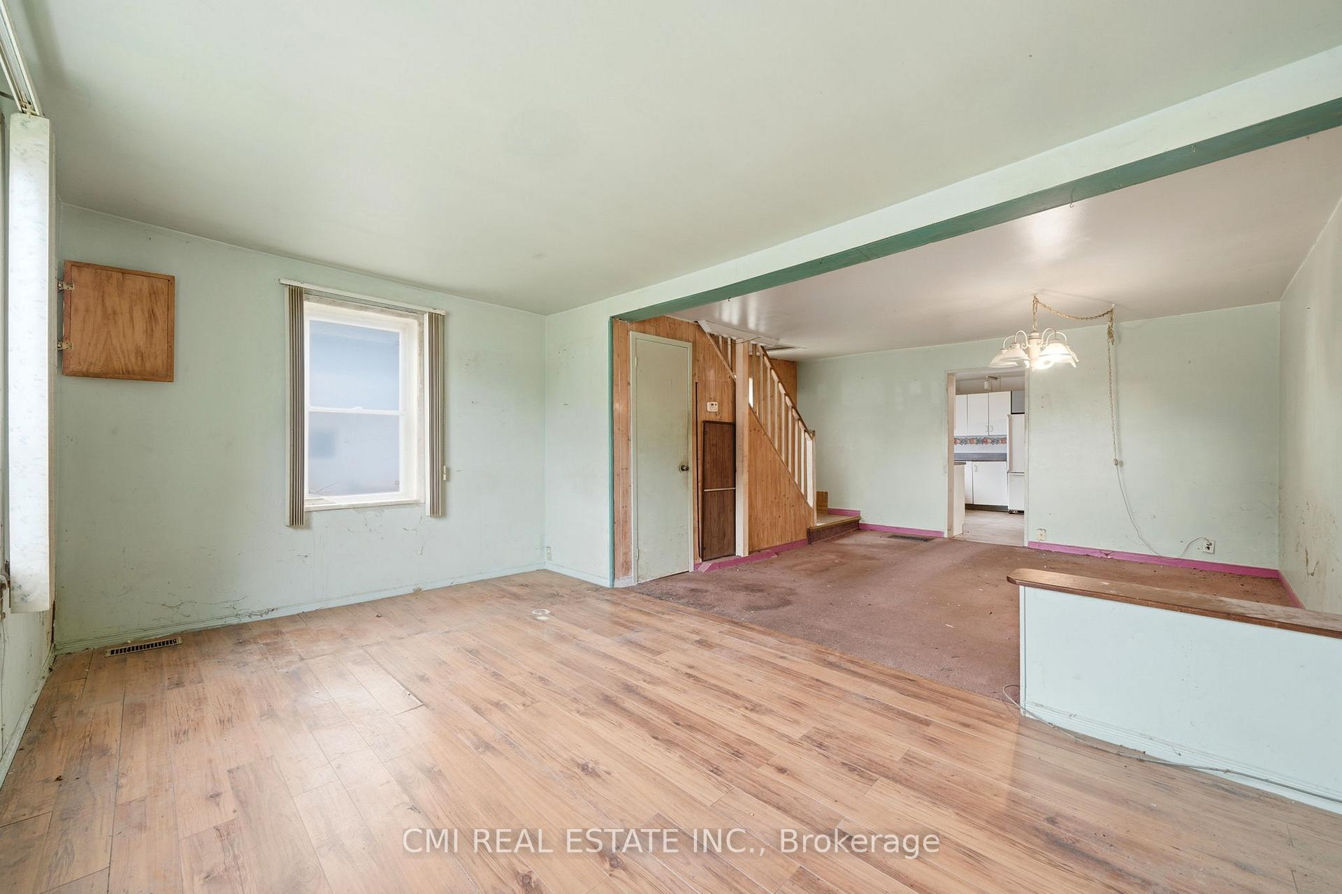Photo 11 of 117 Fox Street, Penetanguishene — HOMEH
