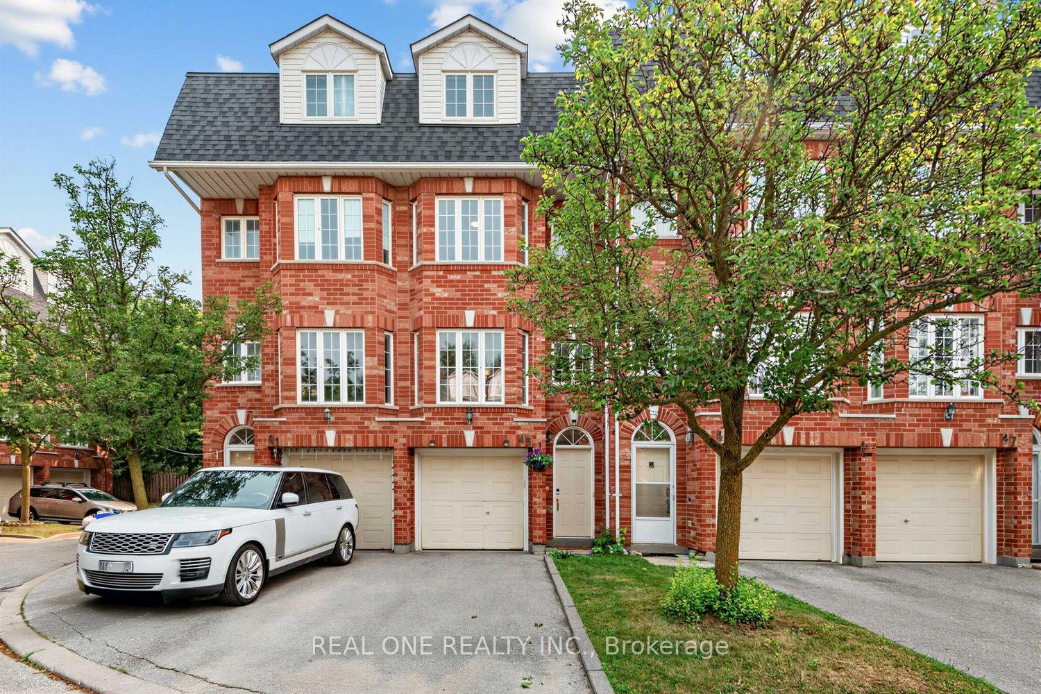 Photo 1 of 43 Bethune Way, Markham, Milliken Mills East — HOMEH