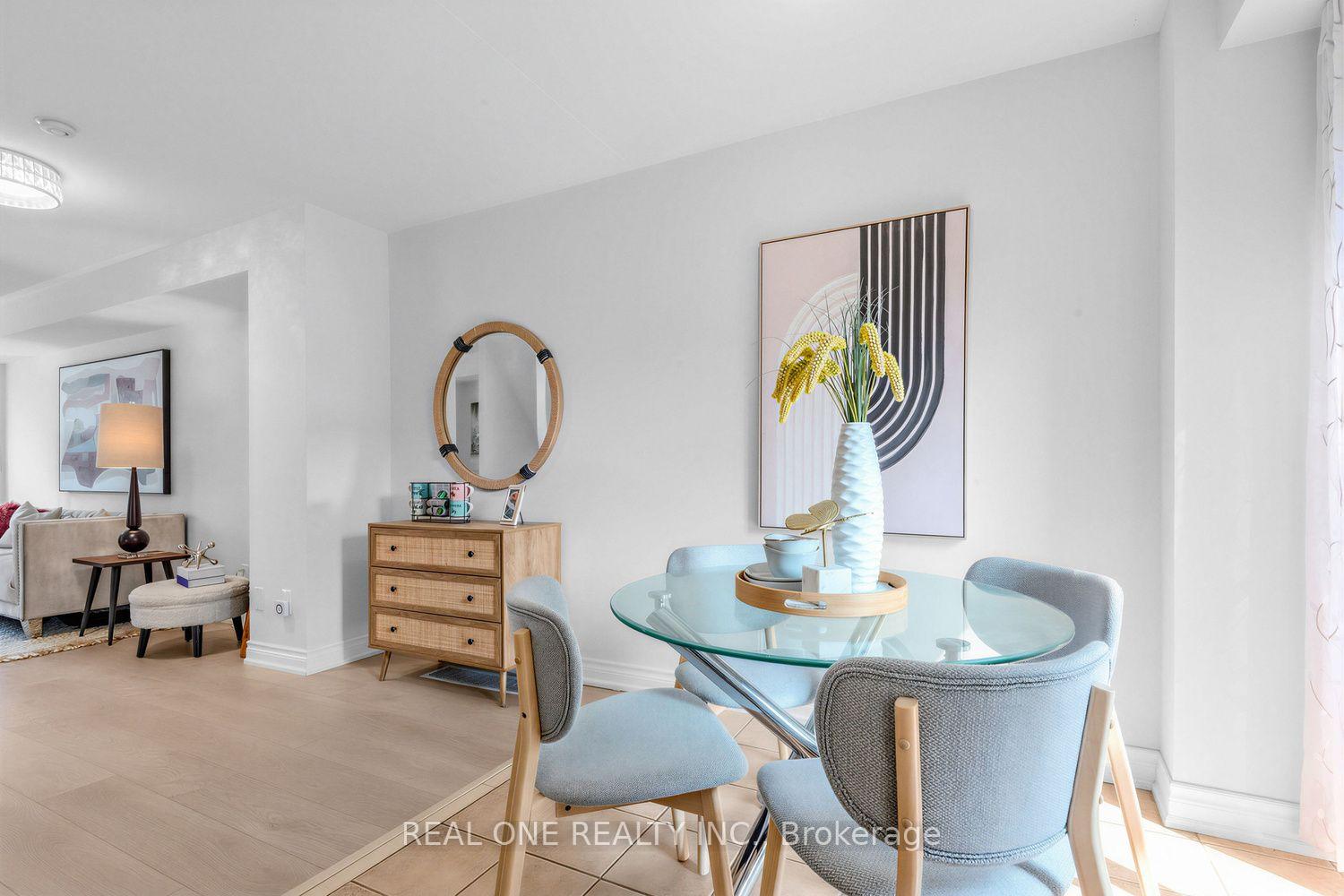 Photo 12 of 43 Bethune Way, Markham, Milliken Mills East — HOMEH