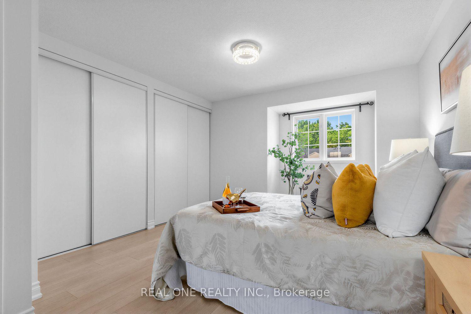 Photo 21 of 43 Bethune Way, Markham, Milliken Mills East — HOMEH