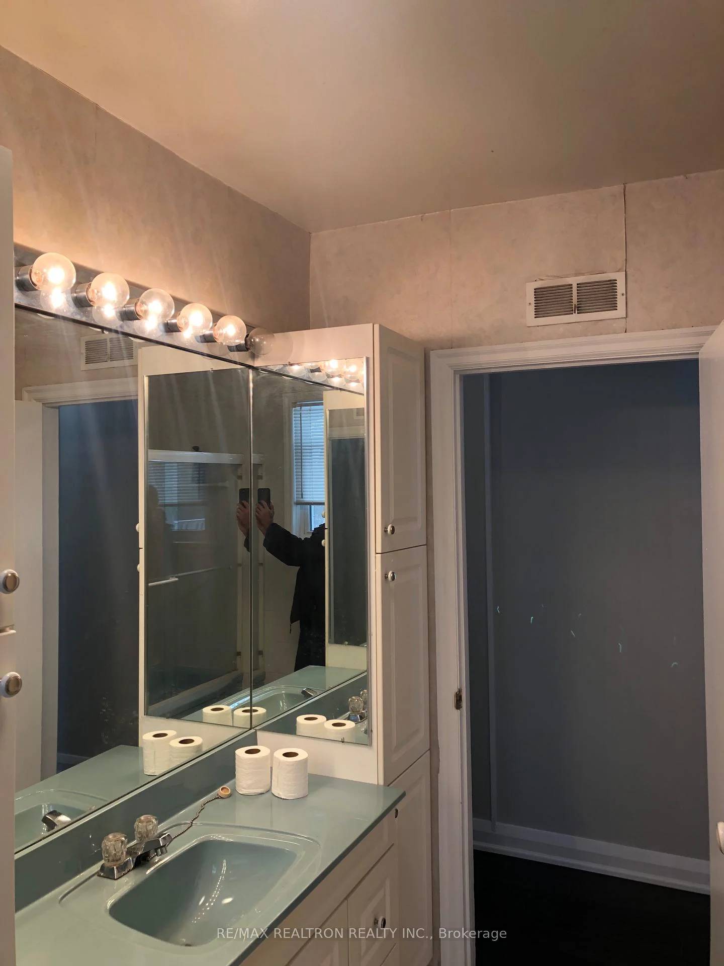 Photo 13 of 400 Manse Road, Scarborough, West Hill — HOMEH