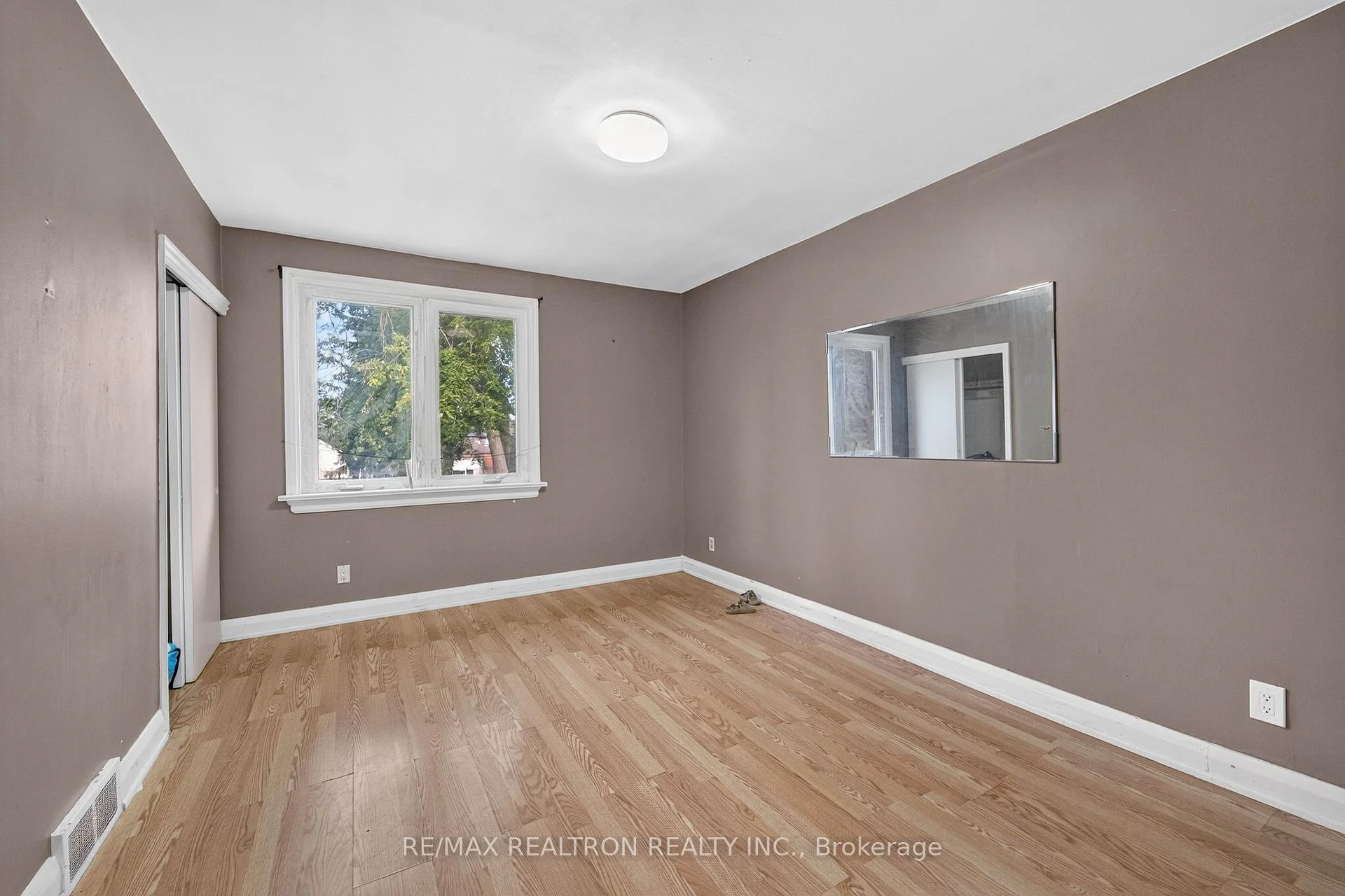 Photo 32 of 400 Manse Road, Scarborough, West Hill — HOMEH