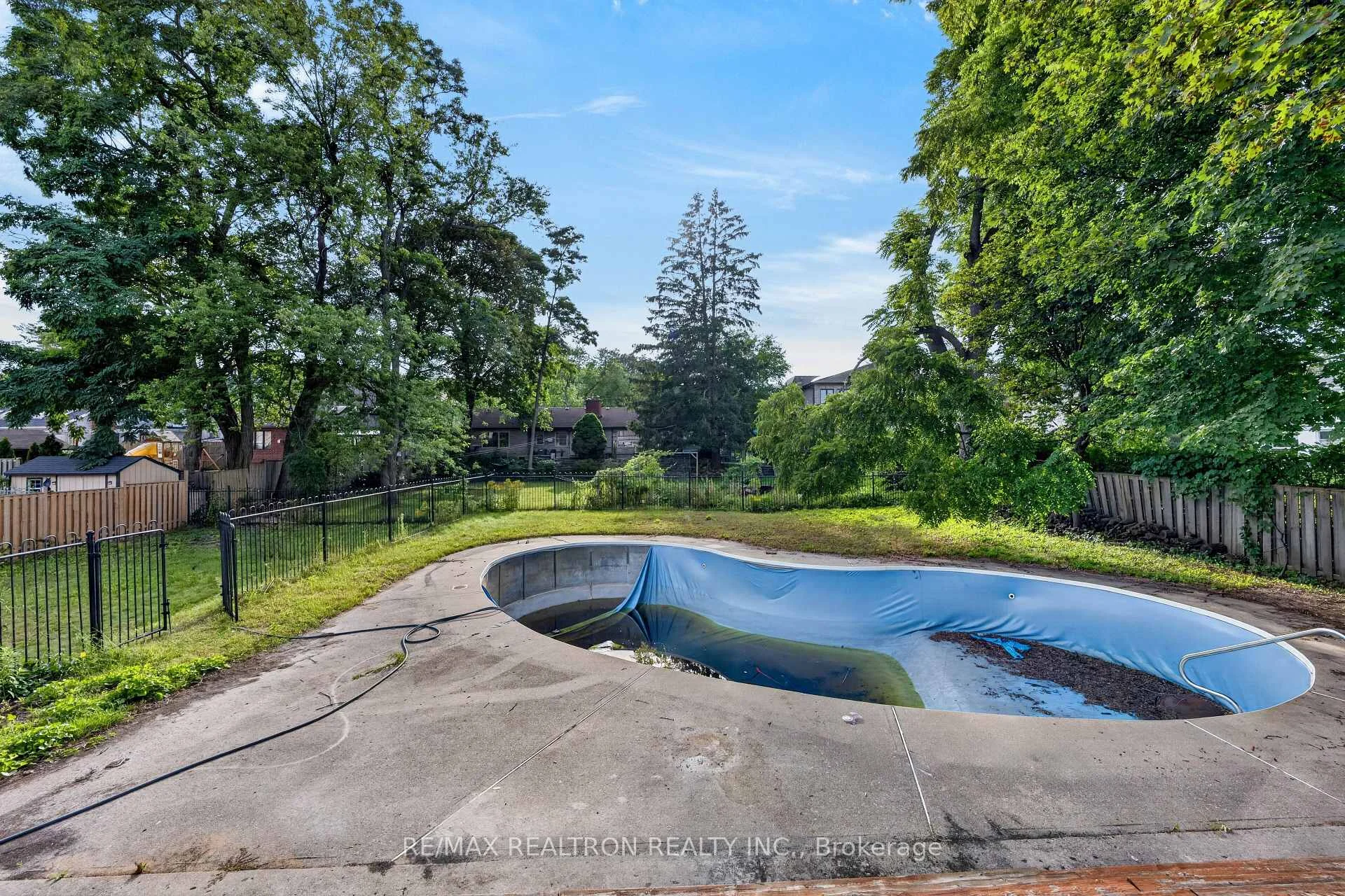 Photo 44 of 400 Manse Road, Scarborough, West Hill — HOMEH