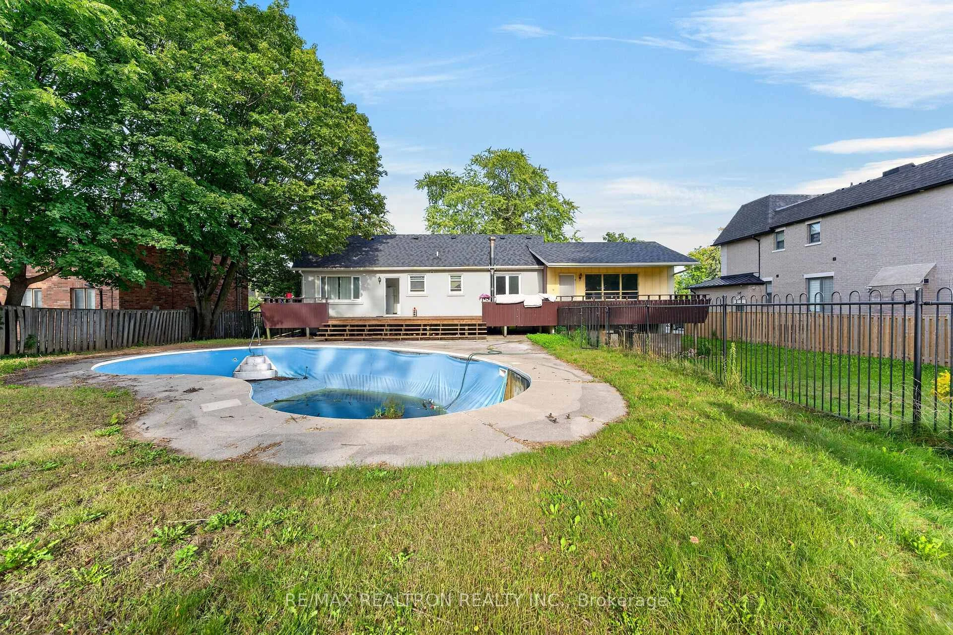 Photo 46 of 400 Manse Road, Scarborough, West Hill — HOMEH