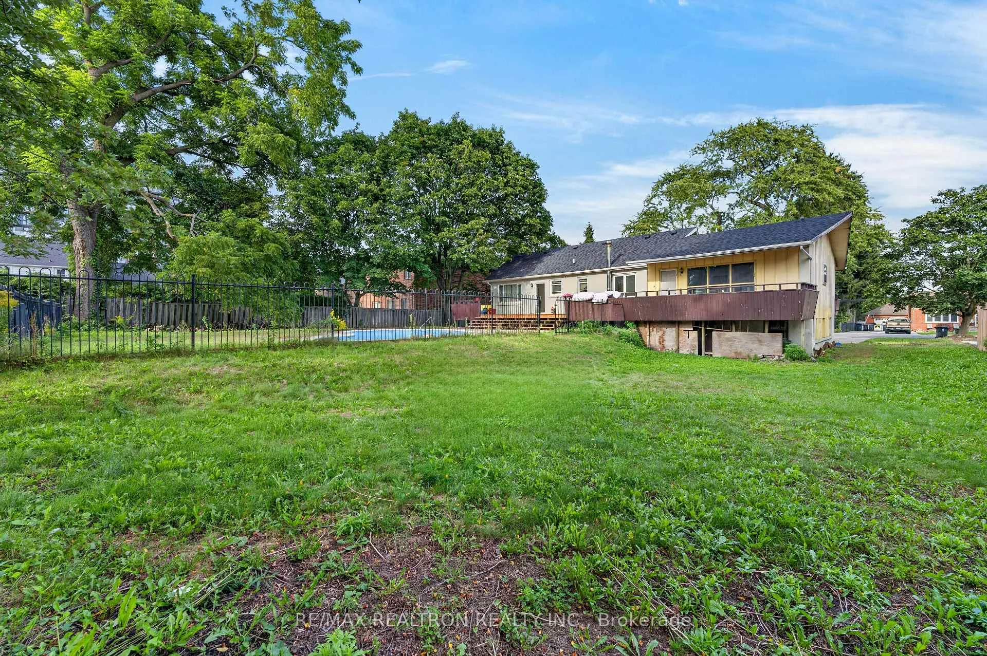 Photo 49 of 400 Manse Road, Scarborough, West Hill — HOMEH