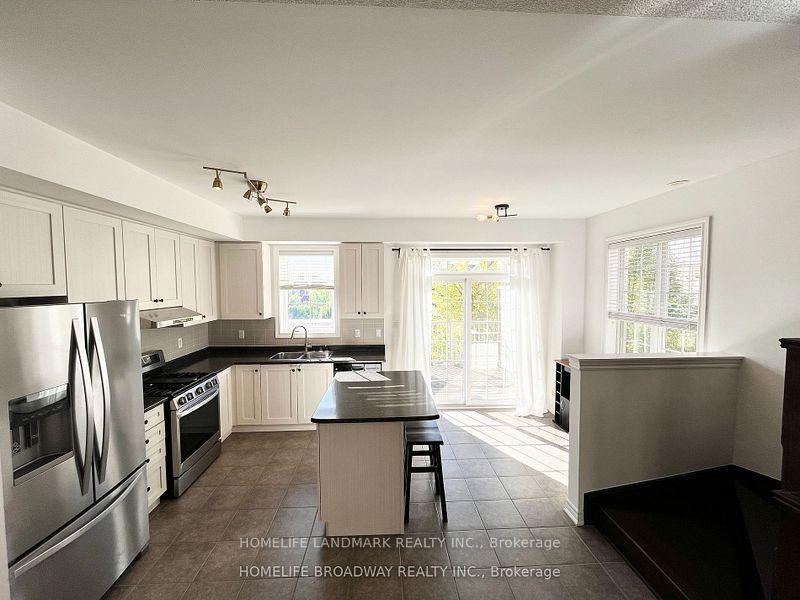 Photo 6 of 15 Ruskov Lane, Markham, Cathedraltown — HOMEH