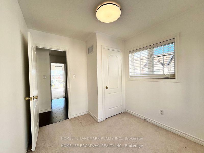 Photo 11 of 15 Ruskov Lane, Markham, Cathedraltown — HOMEH
