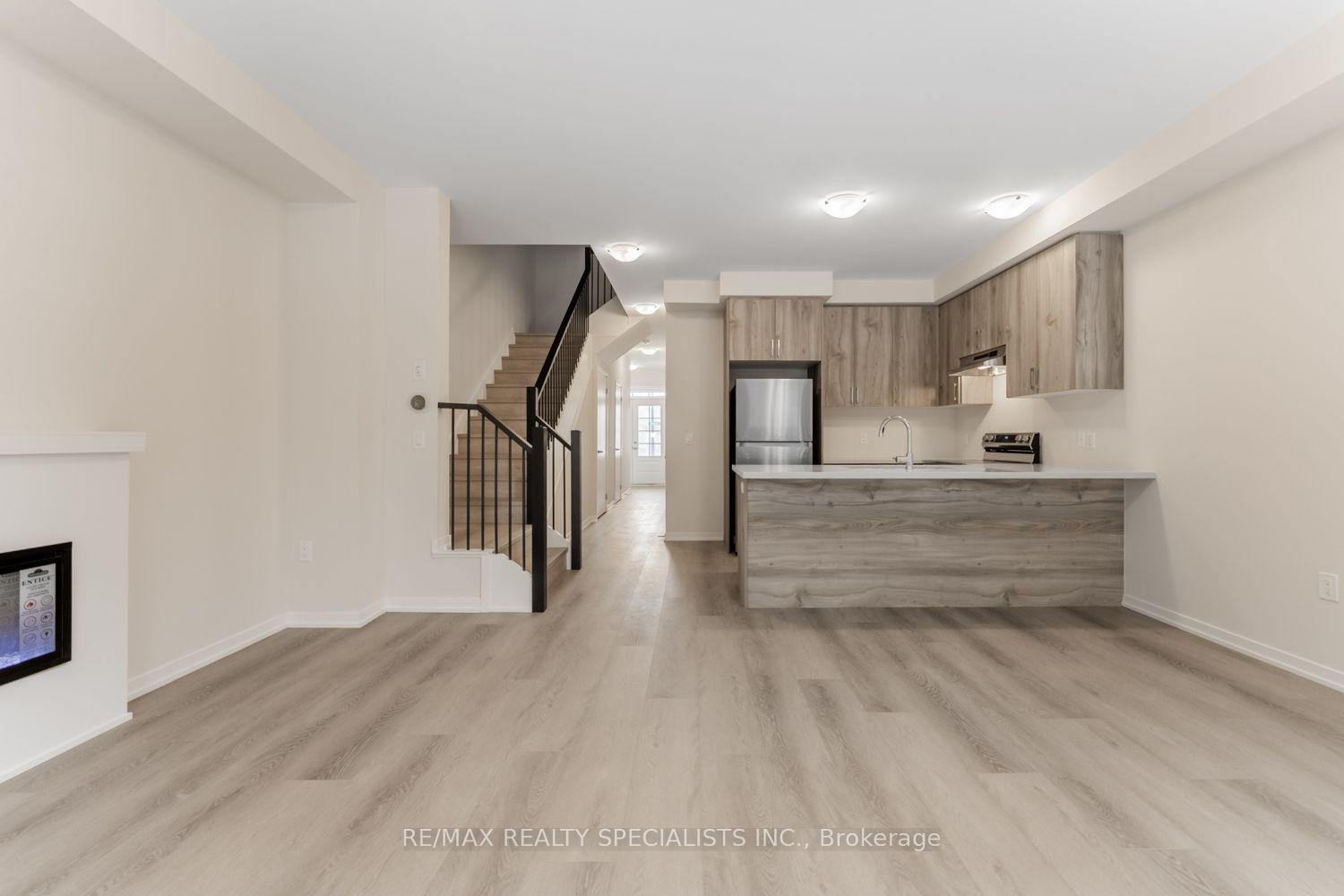 Photo 13 of 11 Radium Common, Cambridge, Sheldon-Conestoga — HOMEH