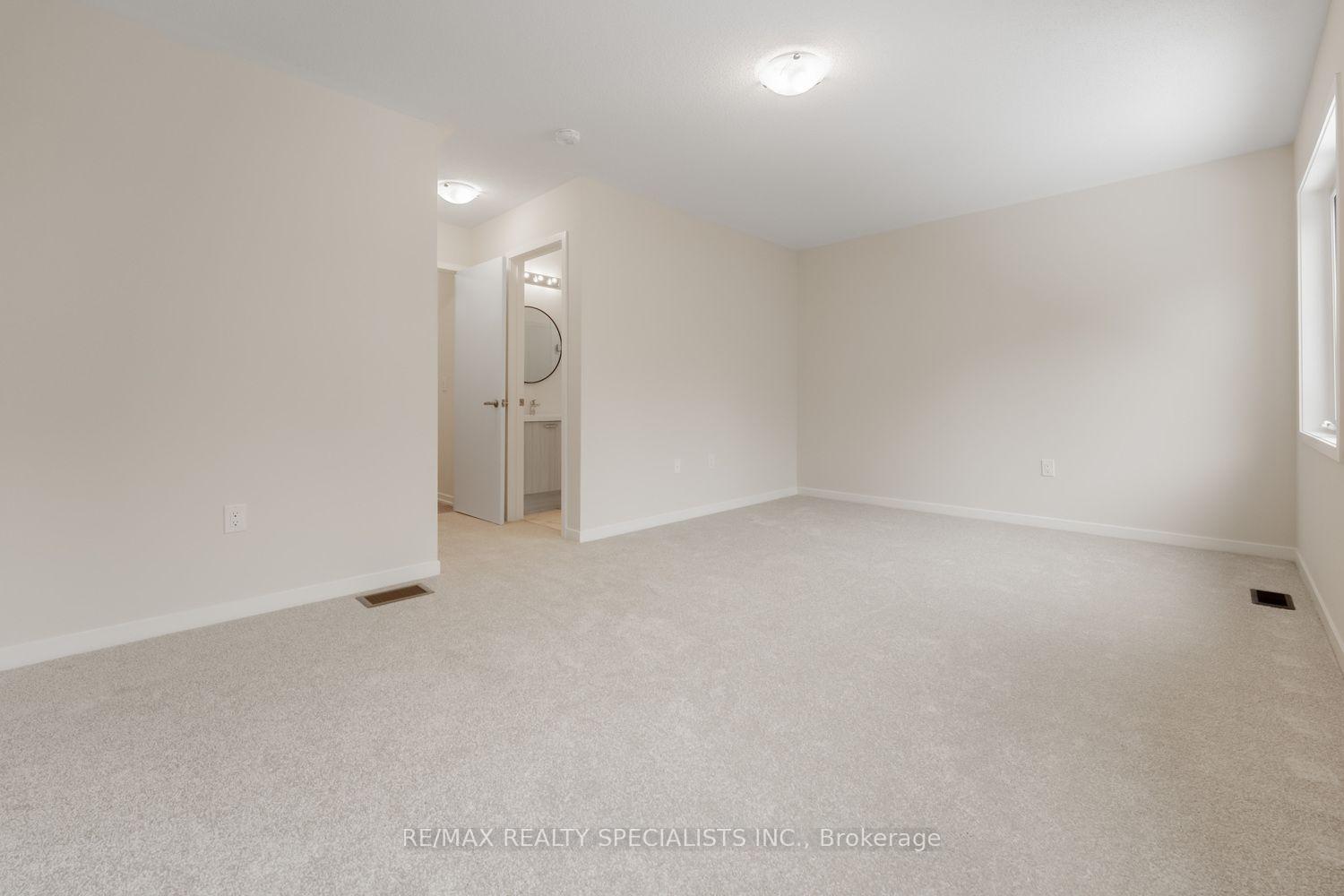 Photo 21 of 11 Radium Common, Cambridge, Sheldon-Conestoga — HOMEH