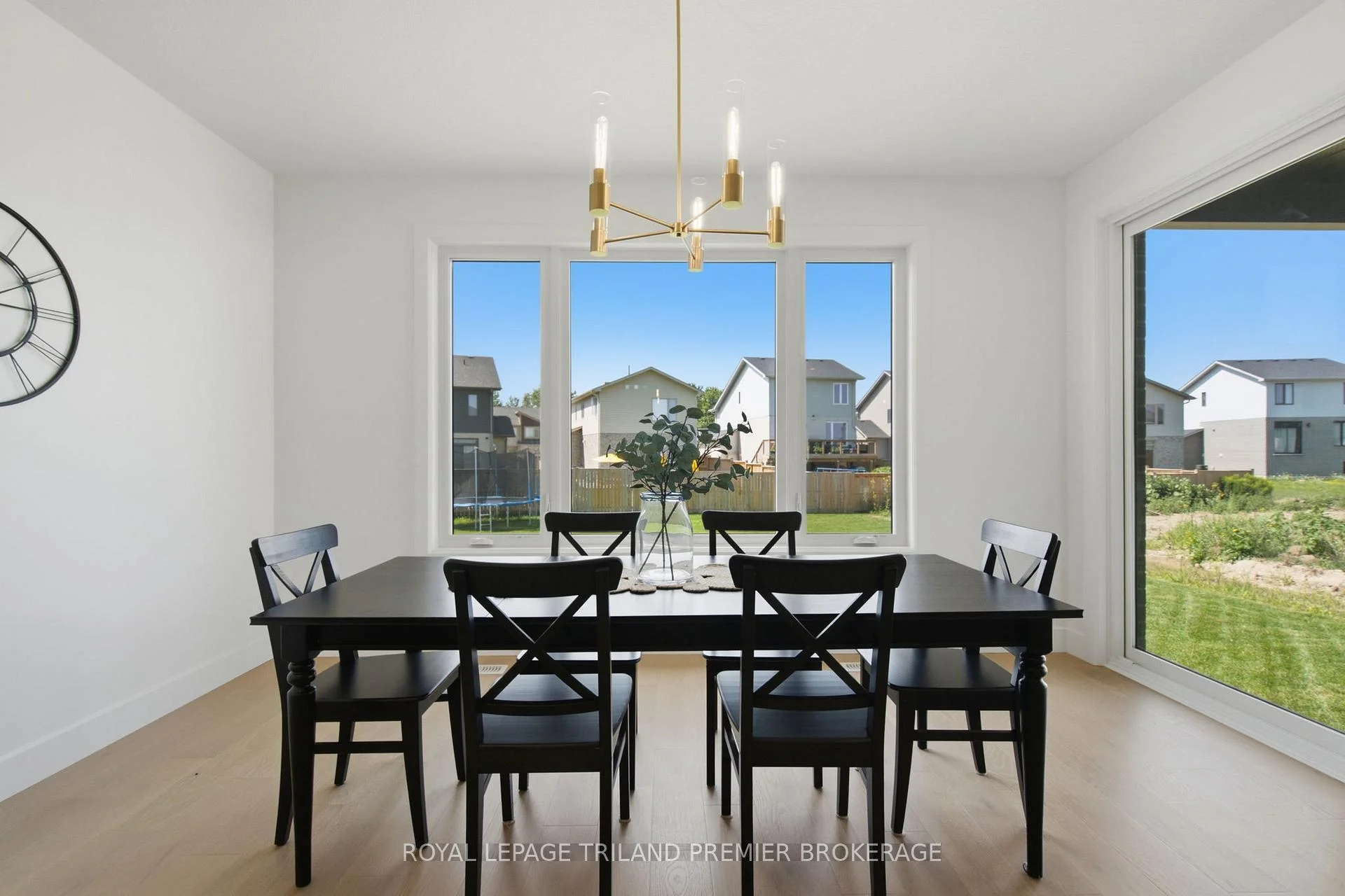 Photo 20 of 270 Hesselman Crescent, London, South U — HOMEH