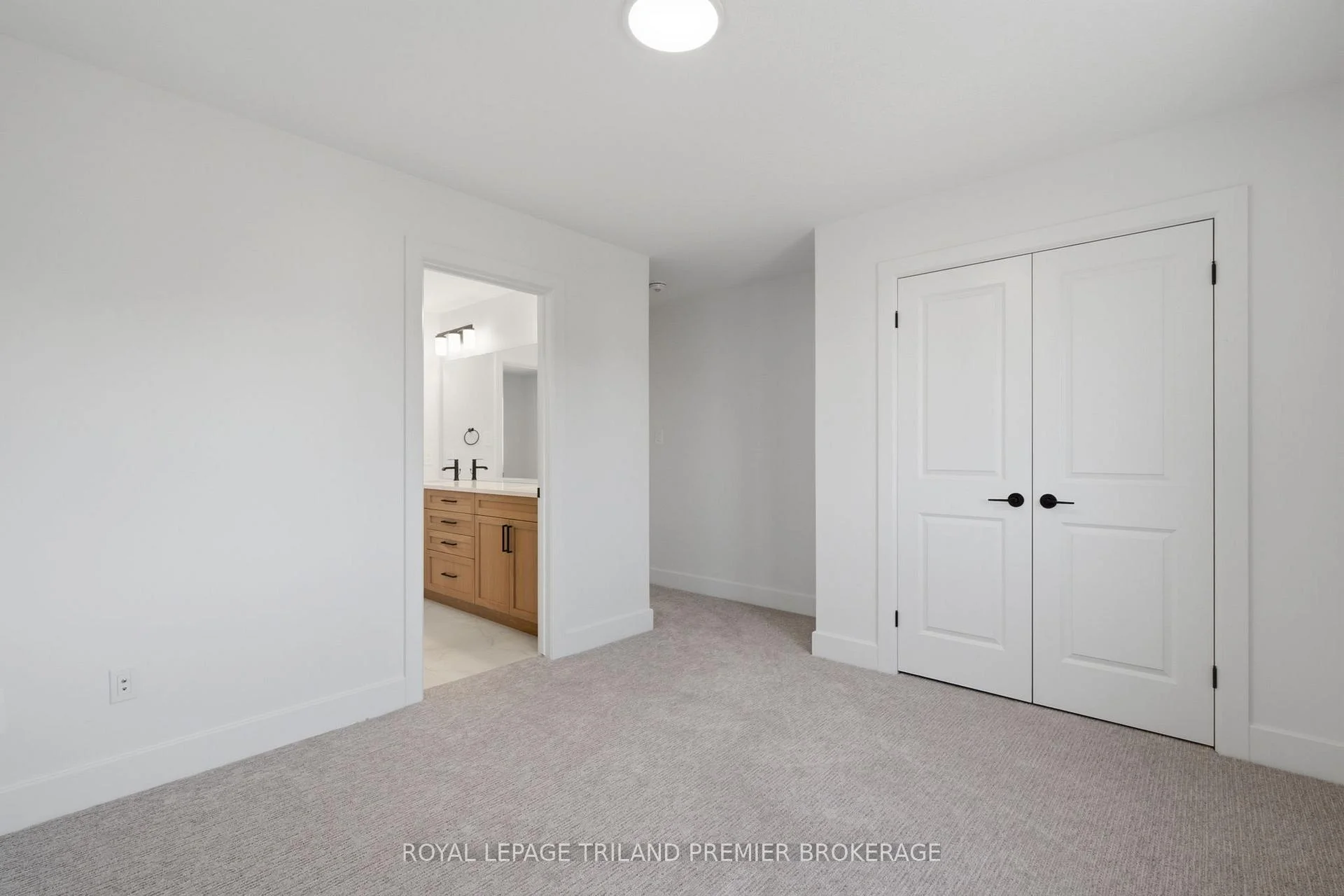 Photo 26 of 270 Hesselman Crescent, London, South U — HOMEH