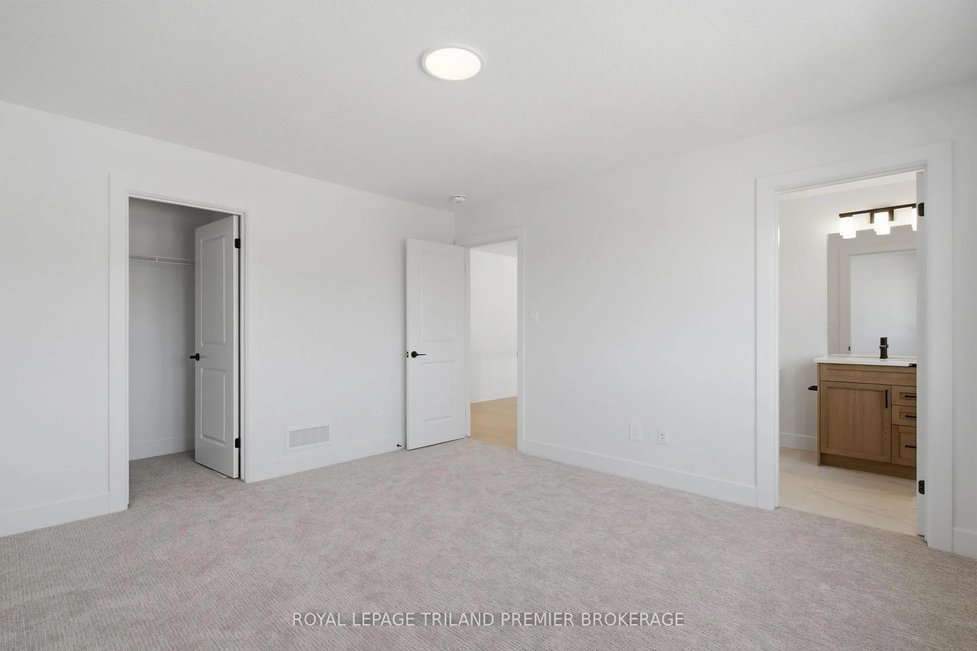 Photo 31 of 270 Hesselman Crescent, London, South U — HOMEH