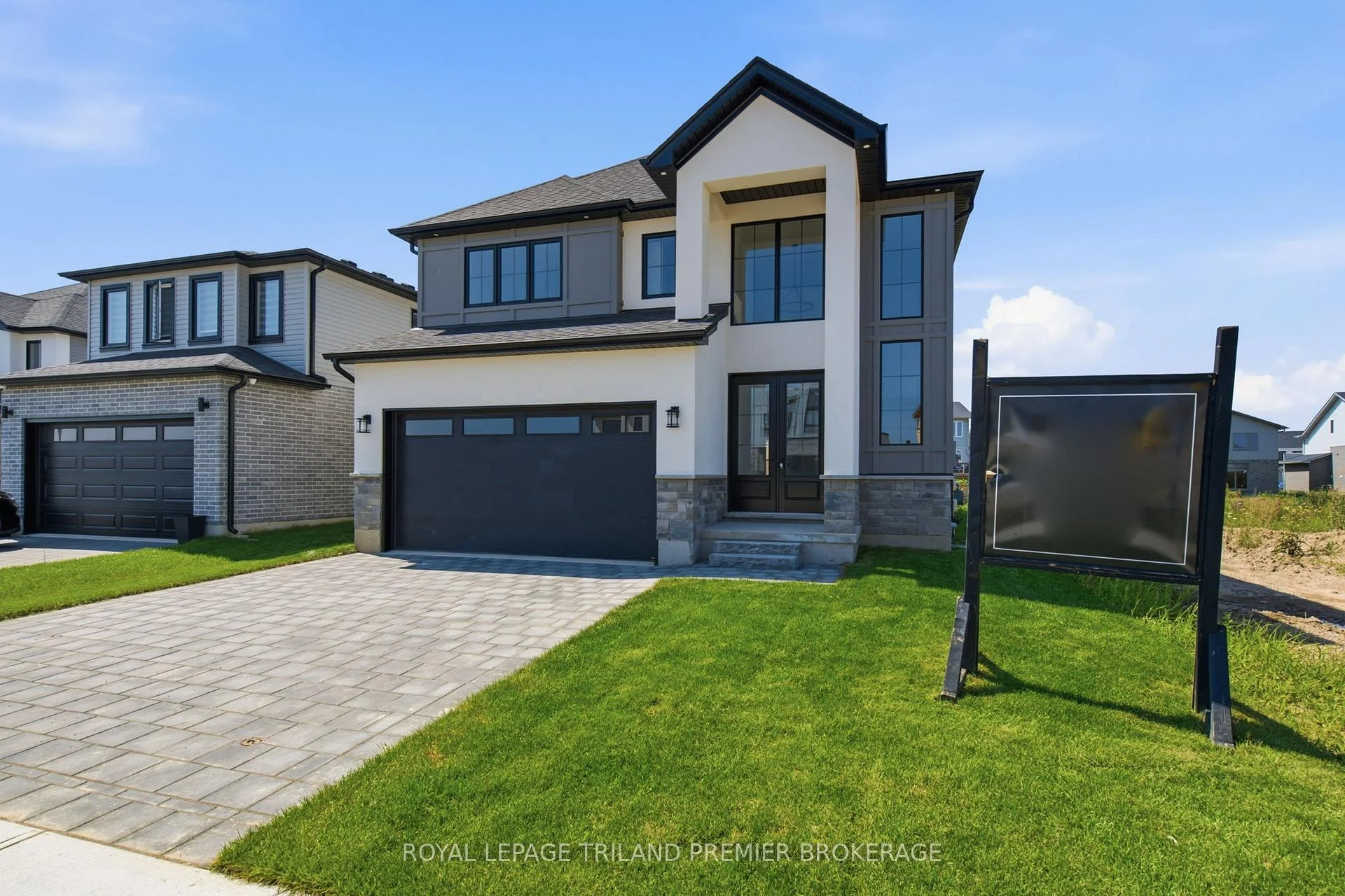 Photo 48 of 270 Hesselman Crescent, London, South U — HOMEH