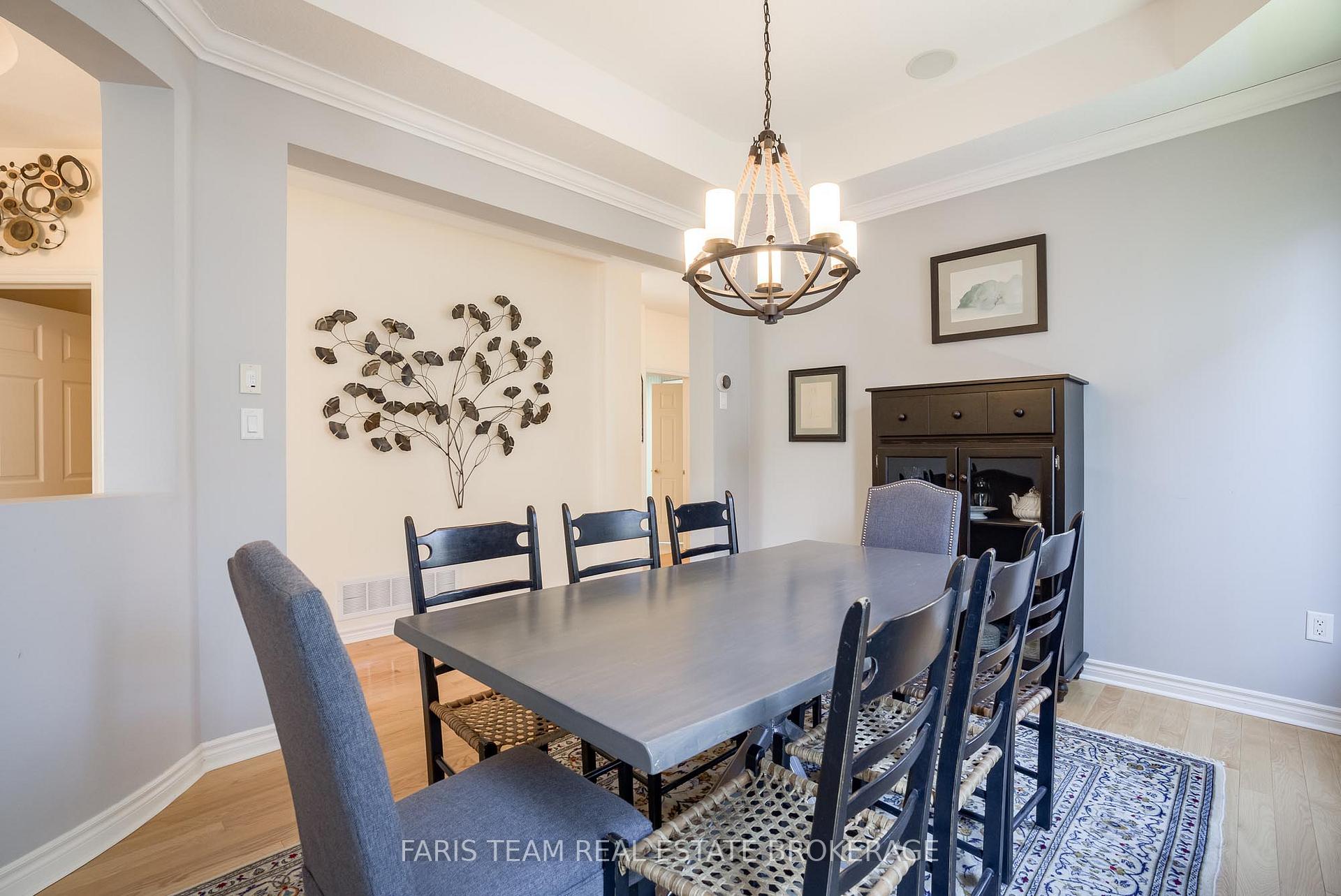 Photo 13 of 16 Landscape Drive, Oro-Medonte, Horseshoe Valley — HOMEH