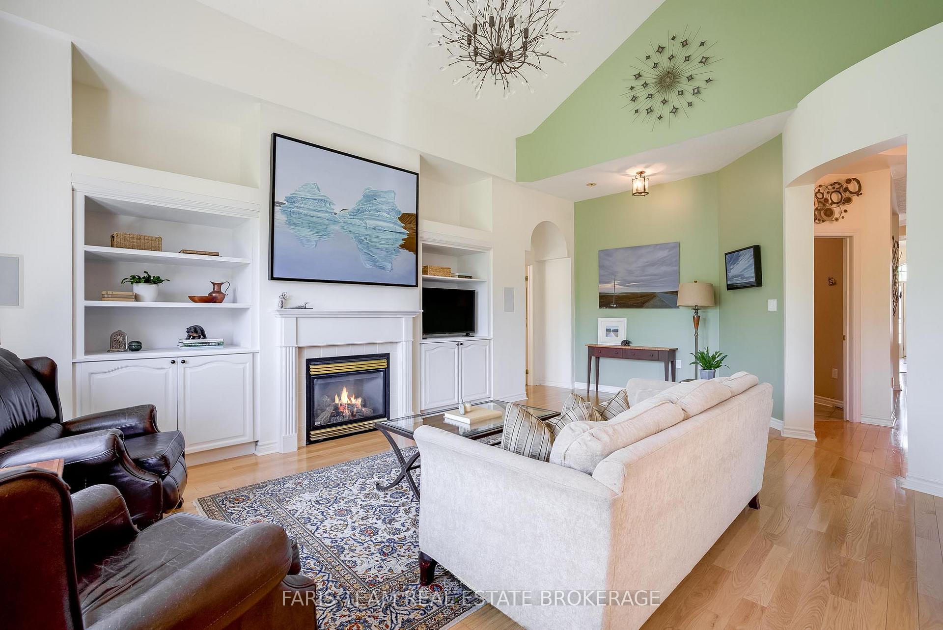 Photo 14 of 16 Landscape Drive, Oro-Medonte, Horseshoe Valley — HOMEH
