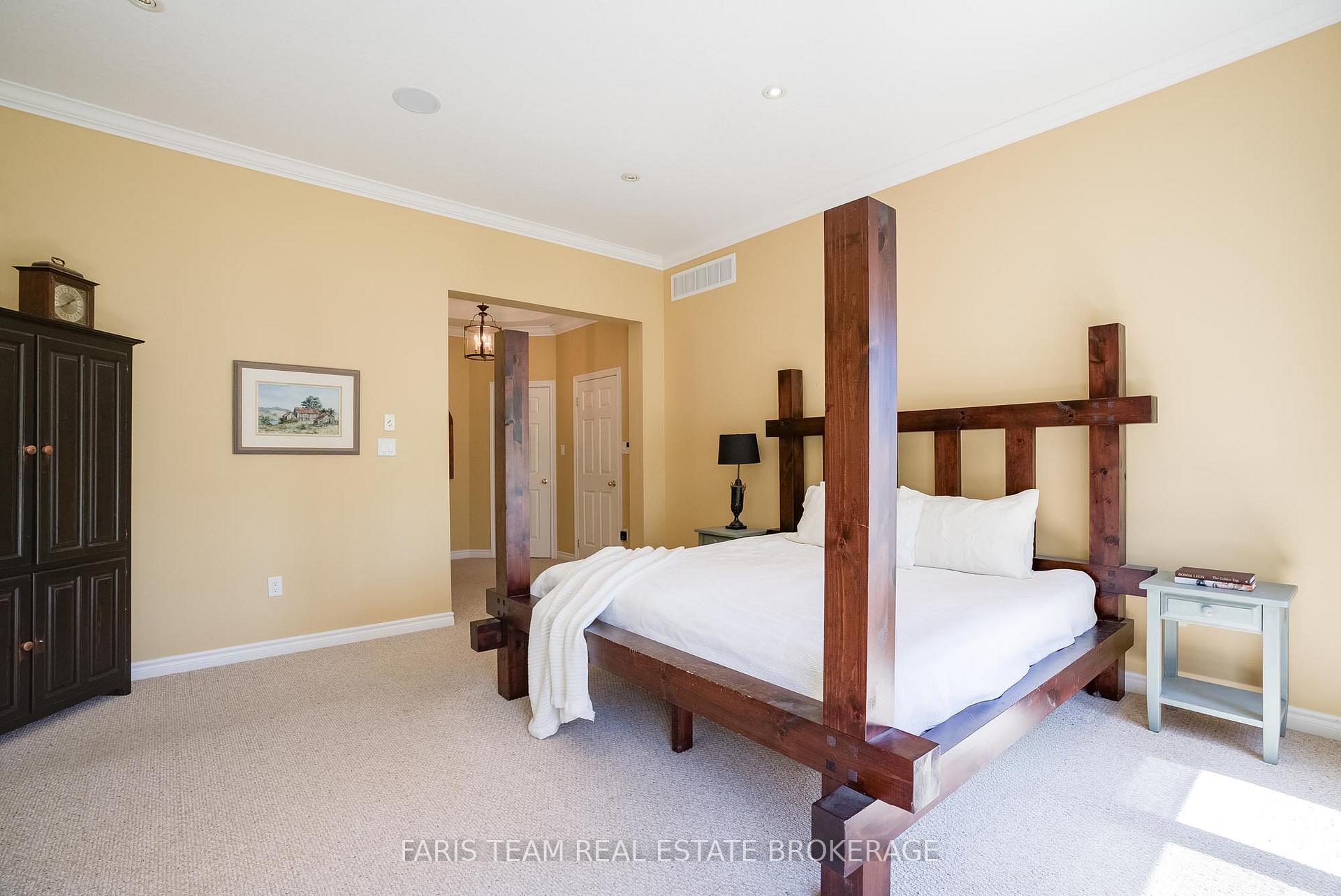 Photo 19 of 16 Landscape Drive, Oro-Medonte, Horseshoe Valley — HOMEH
