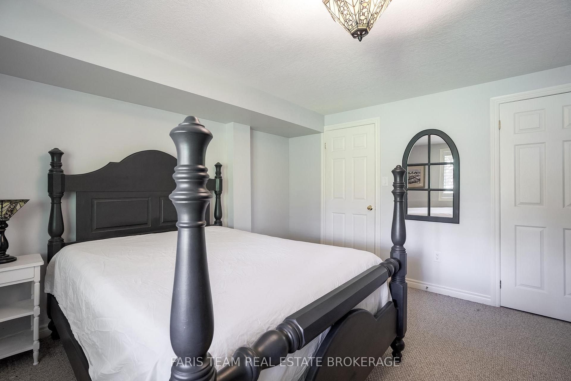 Photo 33 of 16 Landscape Drive, Oro-Medonte, Horseshoe Valley — HOMEH