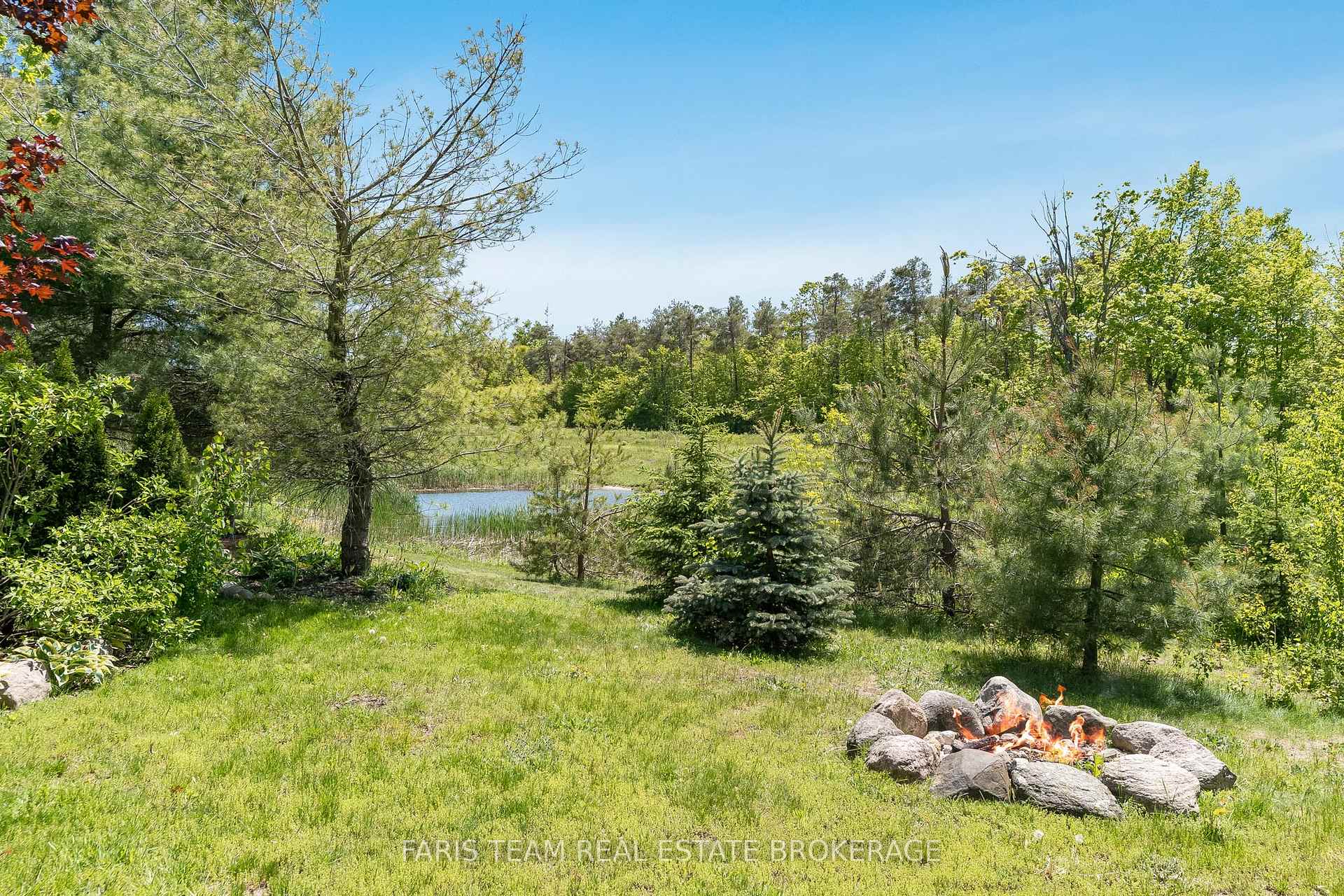 Photo 42 of 16 Landscape Drive, Oro-Medonte, Horseshoe Valley — HOMEH