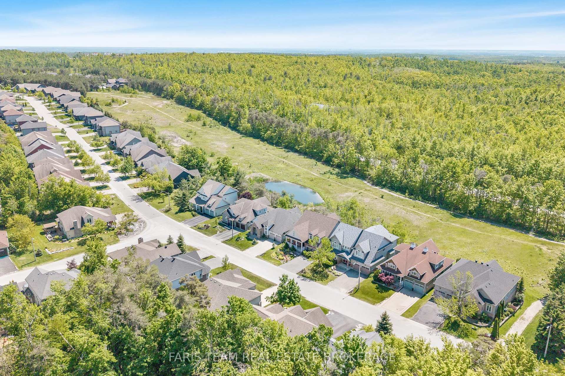 Photo 44 of 16 Landscape Drive, Oro-Medonte, Horseshoe Valley — HOMEH