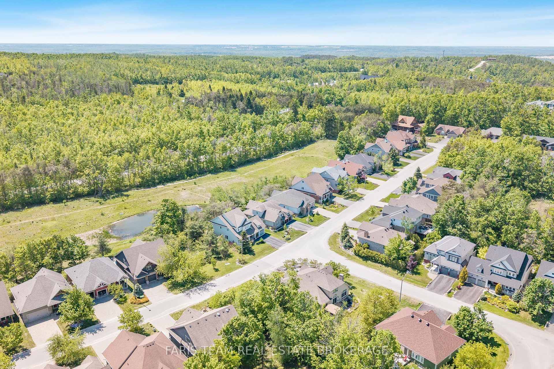 Photo 45 of 16 Landscape Drive, Oro-Medonte, Horseshoe Valley — HOMEH