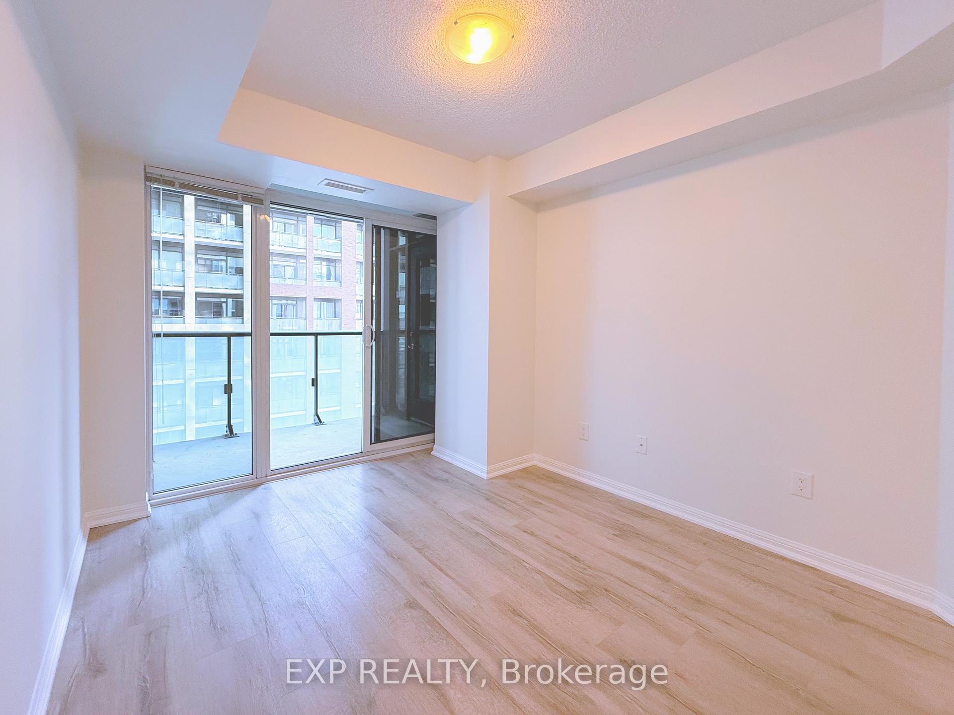 Photo 6 of Unit #702, 400 Adelaide Street E, Toronto, Moss Park — HOMEH