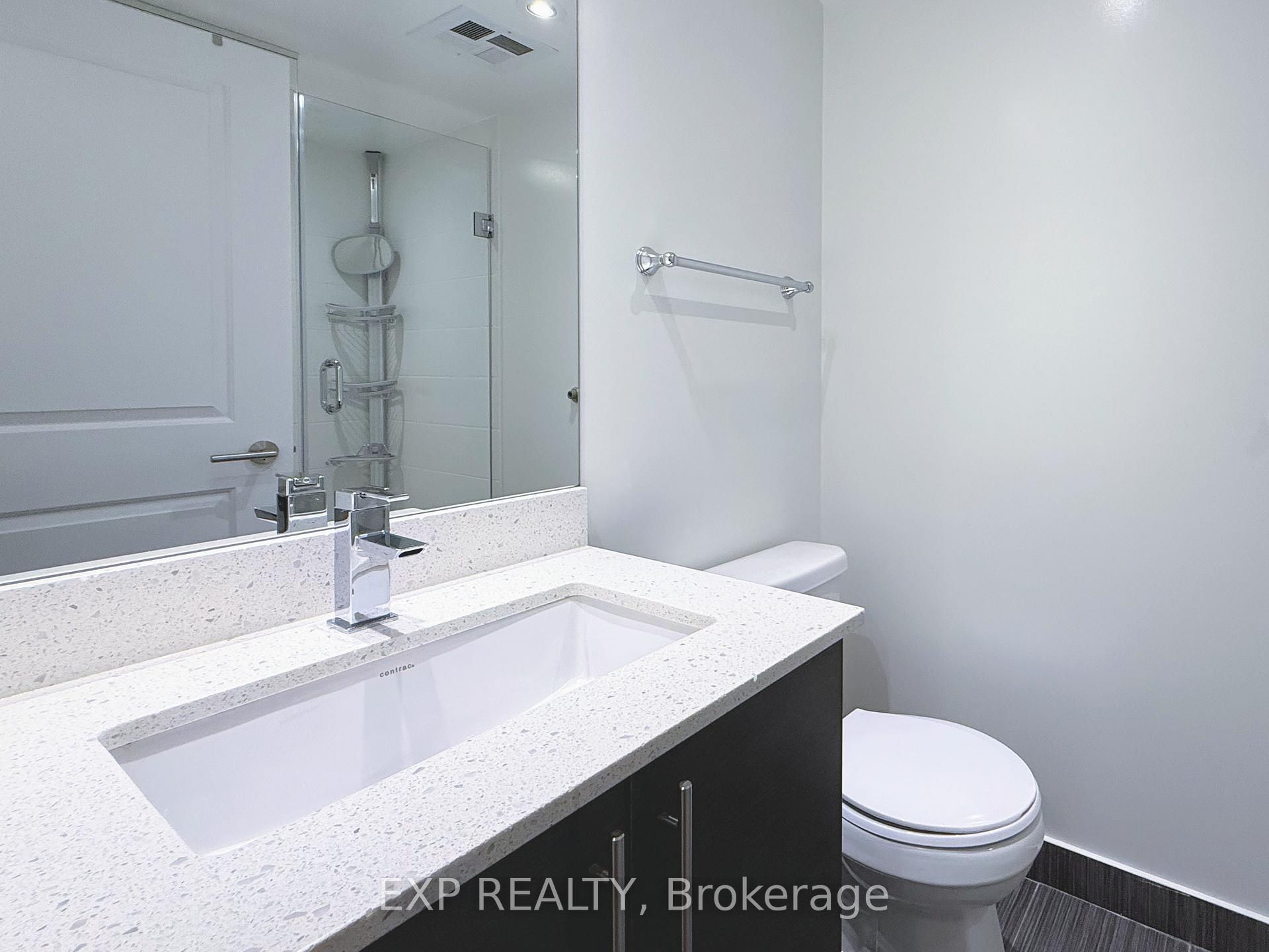 Photo 15 of Unit #702, 400 Adelaide Street E, Toronto, Moss Park — HOMEH