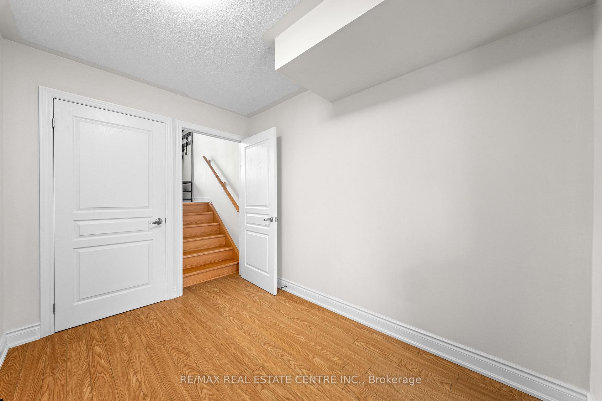 Photo 28 of 34 Aspen Hills Road, Brampton, Credit Valley — HOMEH