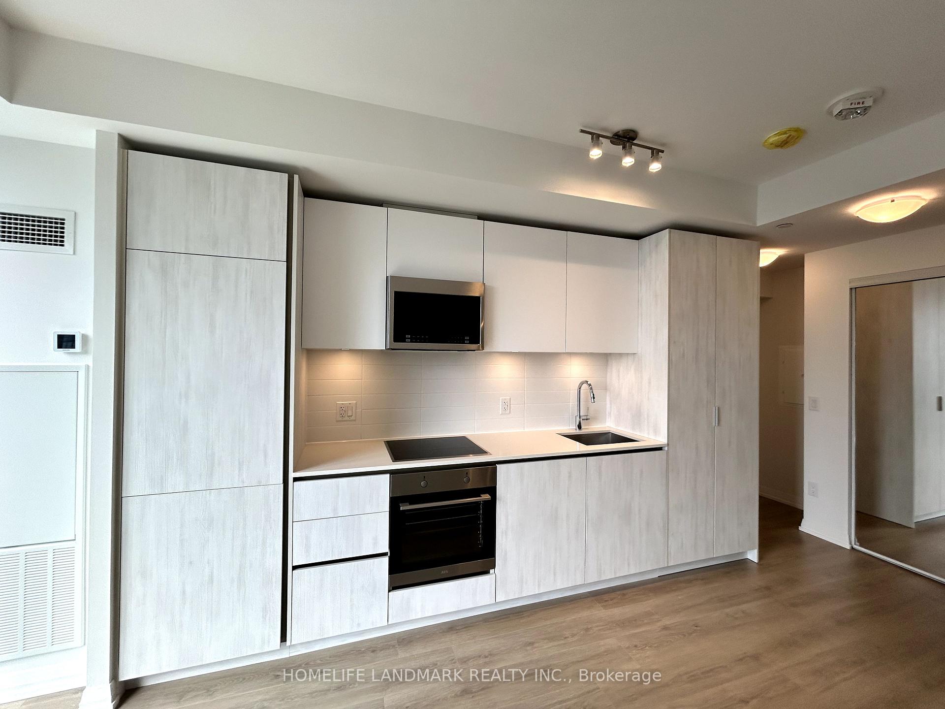 Photo 1 of Unit 4001, 8 Widmer Street, Toronto, Waterfront Communities — HOMEH