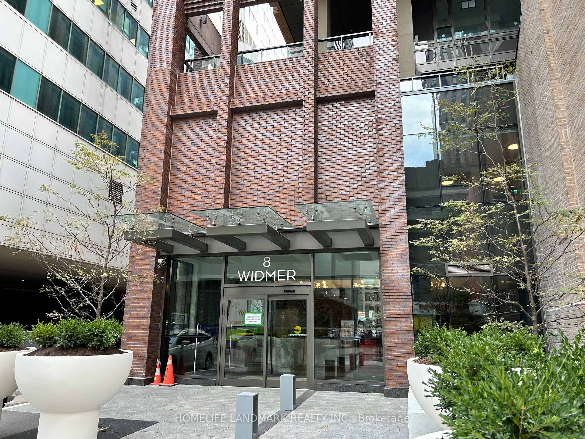 Photo 3 of Unit 4001, 8 Widmer Street, Toronto, Waterfront Communities — HOMEH