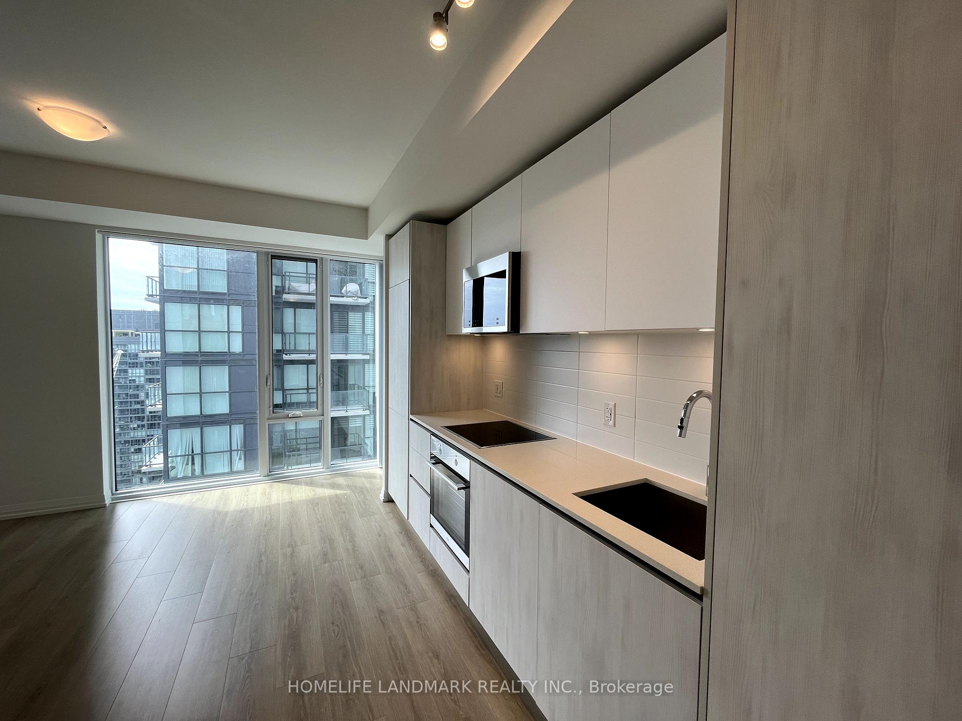 Photo 5 of Unit 4001, 8 Widmer Street, Toronto, Waterfront Communities — HOMEH