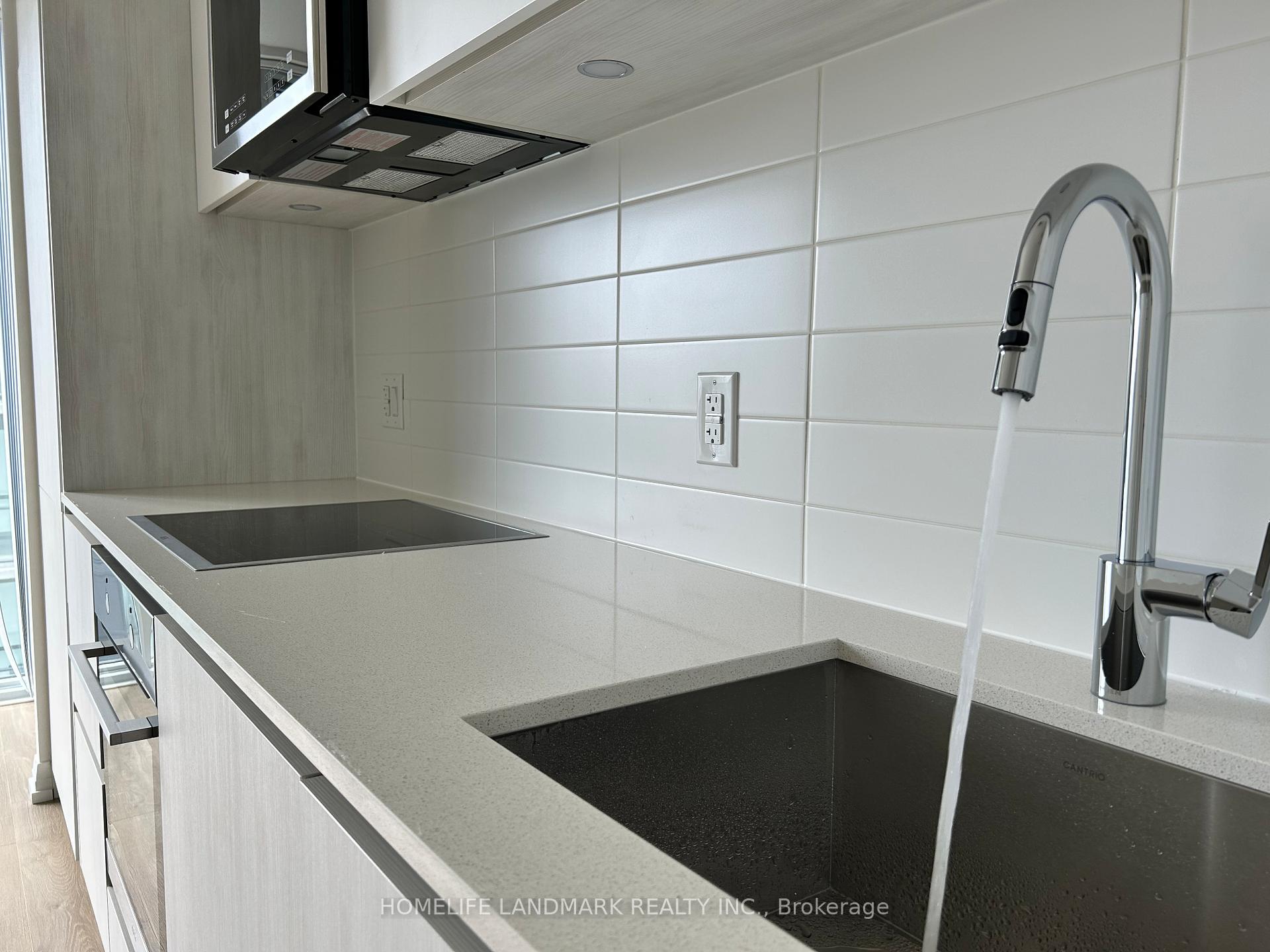 Photo 6 of Unit 4001, 8 Widmer Street, Toronto, Waterfront Communities — HOMEH