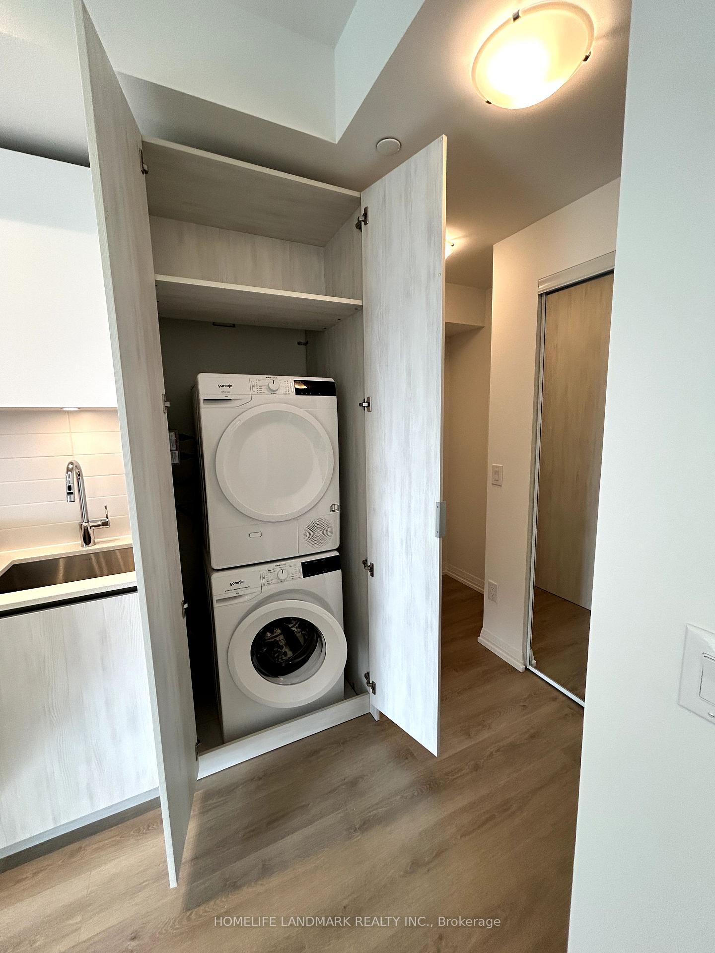 Photo 7 of Unit 4001, 8 Widmer Street, Toronto, Waterfront Communities — HOMEH