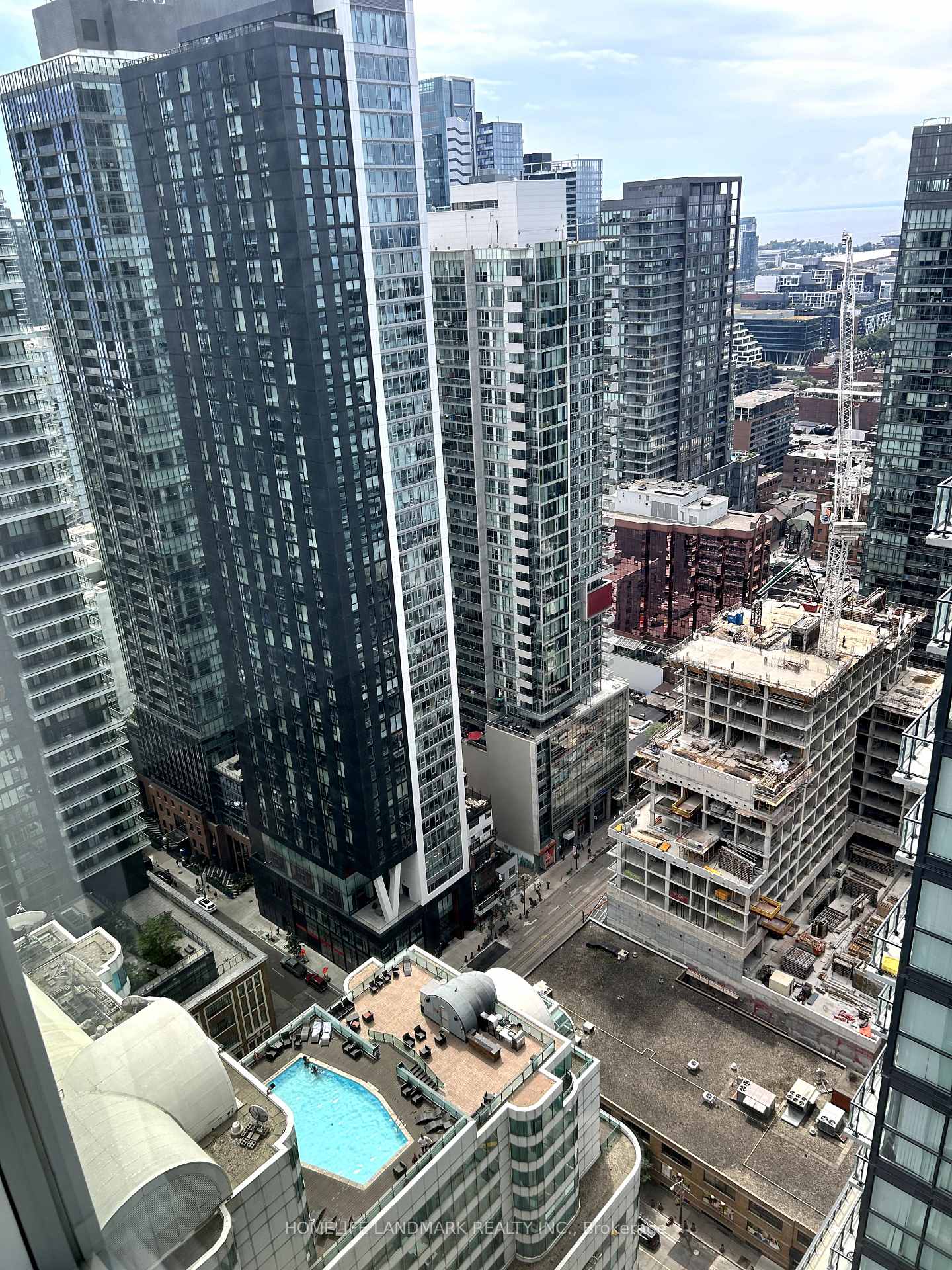 Photo 10 of Unit 4001, 8 Widmer Street, Toronto, Waterfront Communities — HOMEH