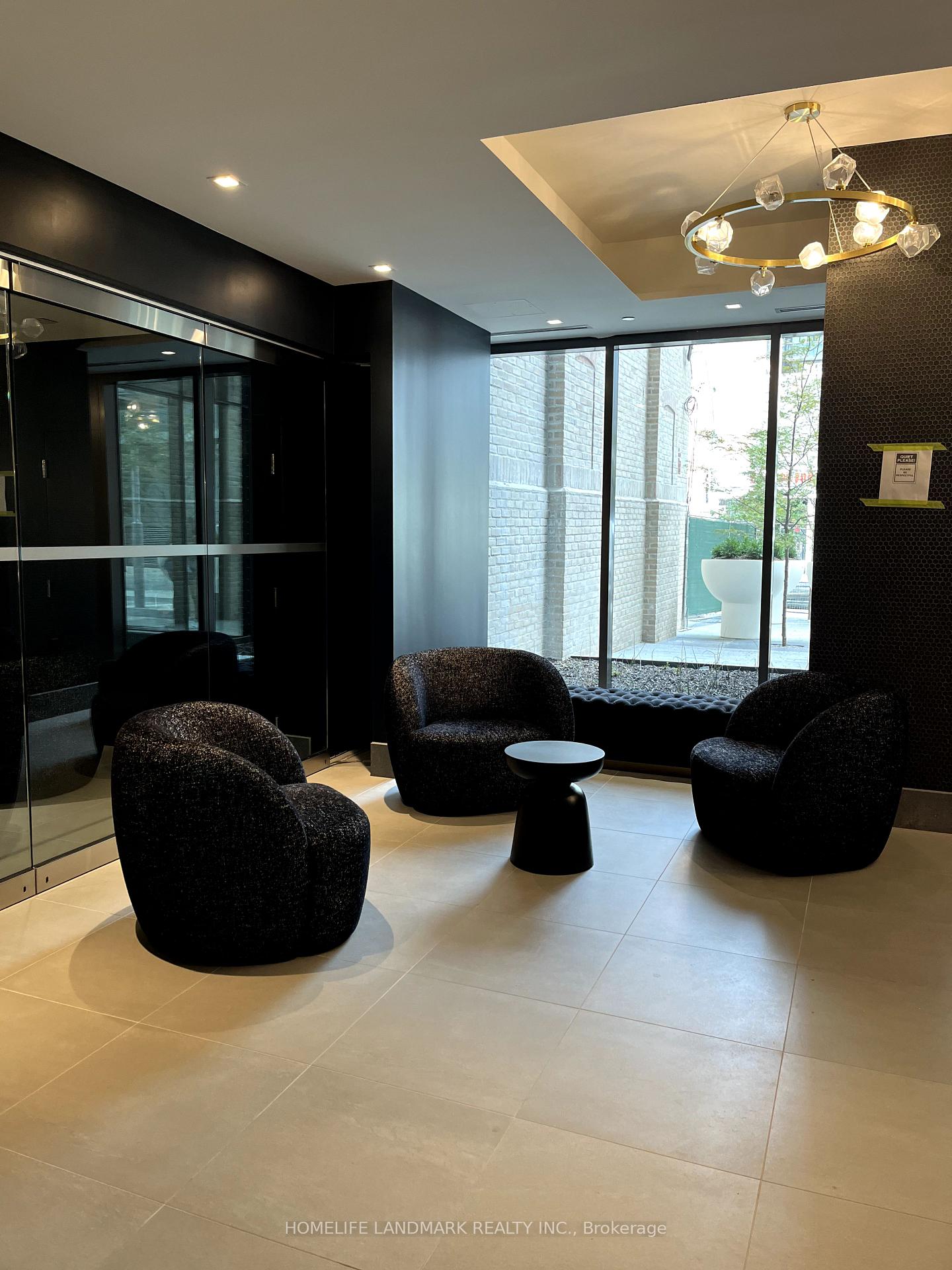 Photo 12 of Unit 4001, 8 Widmer Street, Toronto, Waterfront Communities — HOMEH