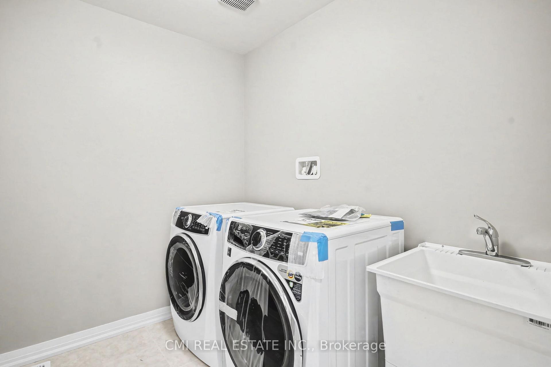 Photo 6 of 94 Hitchman Street, Brant, Paris — HOMEH