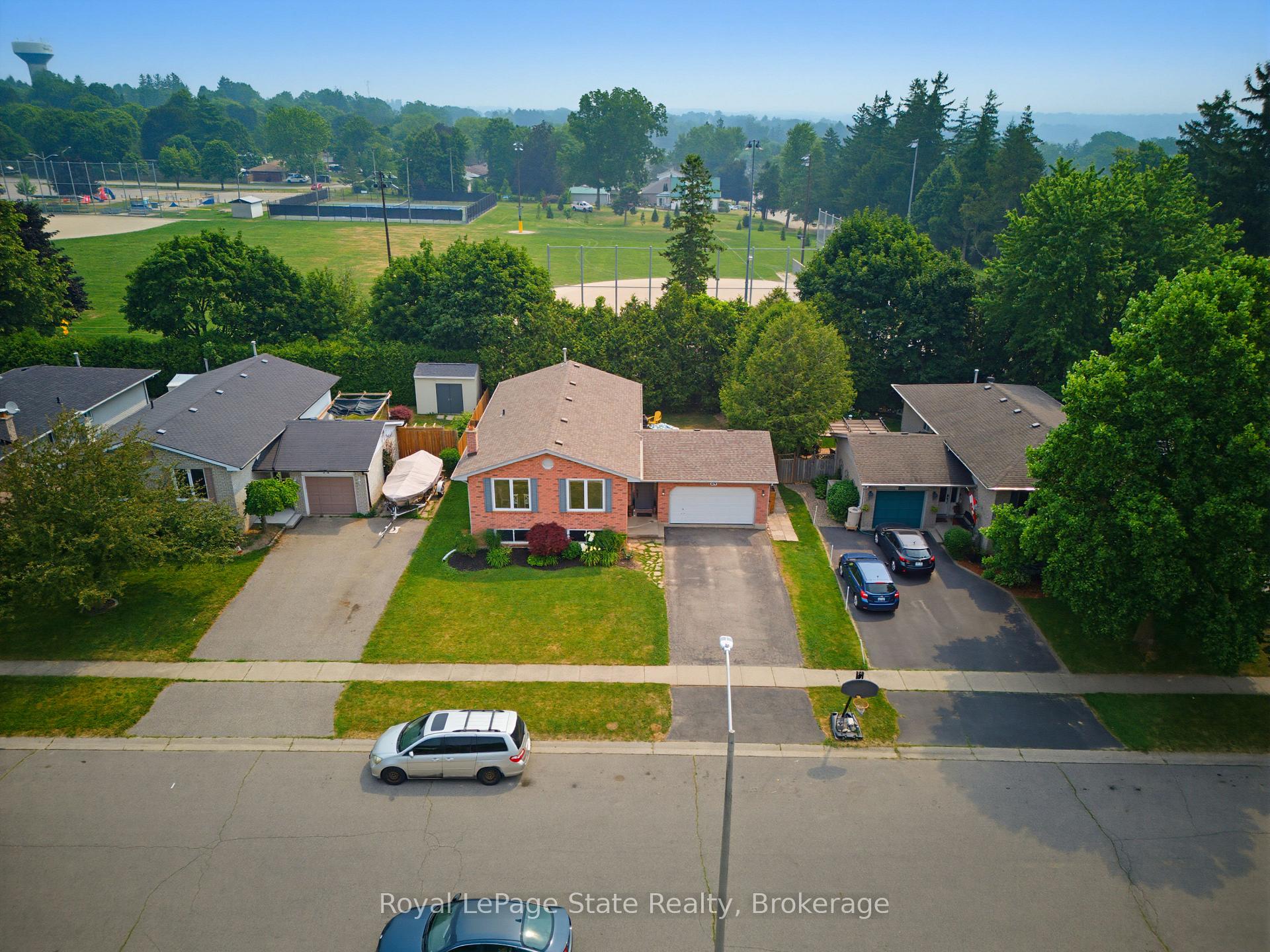 Photo 1 of 24 Edward Avenue, Brant, Paris — HOMEH